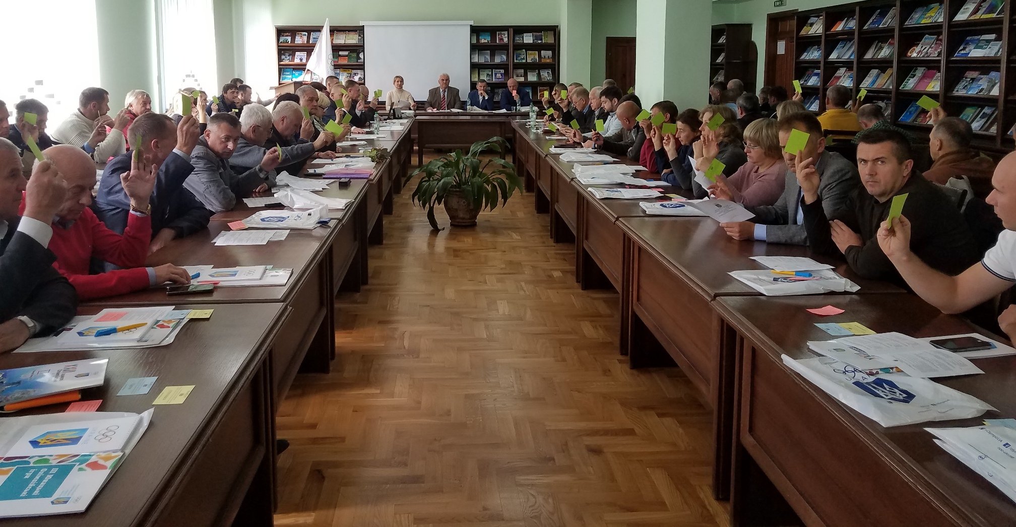 На базі ТНЕУ відбулися звітно-виборчі збори Тернопільського відділення НОК України
