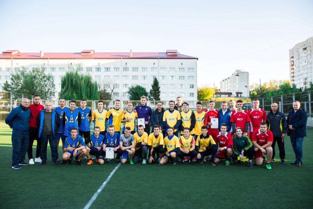 У ТНЕУ відбулися змагання з міні-футболу між командами факультетів