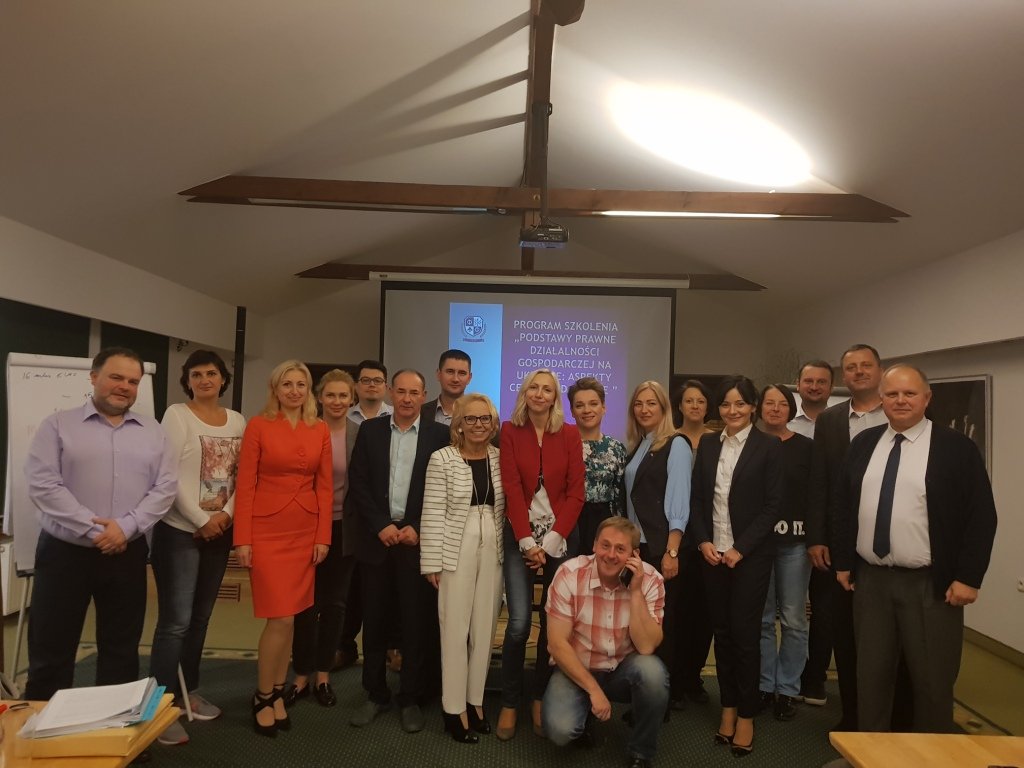Науковці ТНЕУ провели тренінг «Здійснення господарської діяльності в Україні для іноземців: правові, податкові та митні аспекти» в Інституті європейської інтеграції (Республіка Польща)