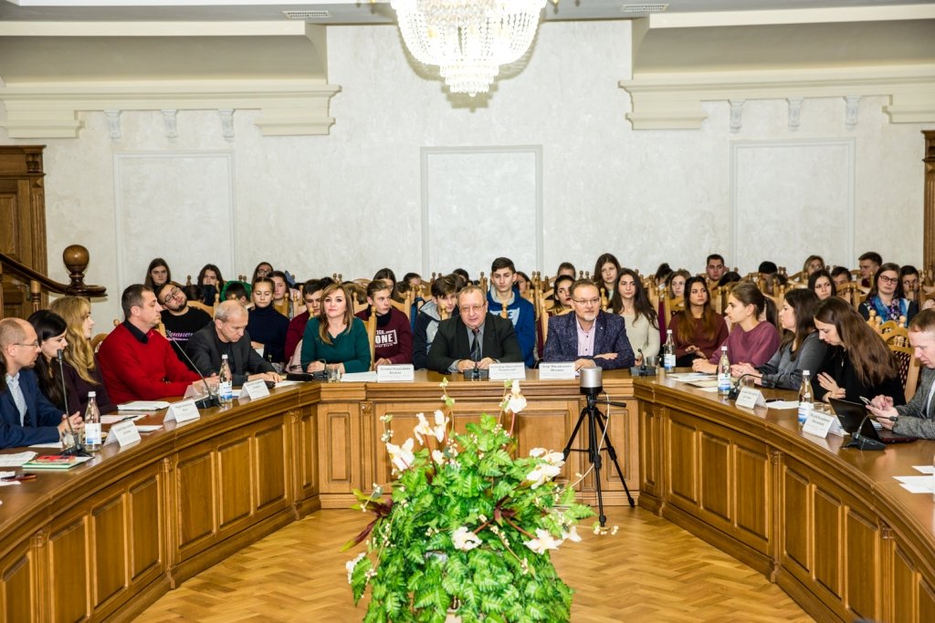 Вернісаж-практикум для педагогів Тернопільської області «Проект «Фінансова грамотність» у контексті реформування освіти»