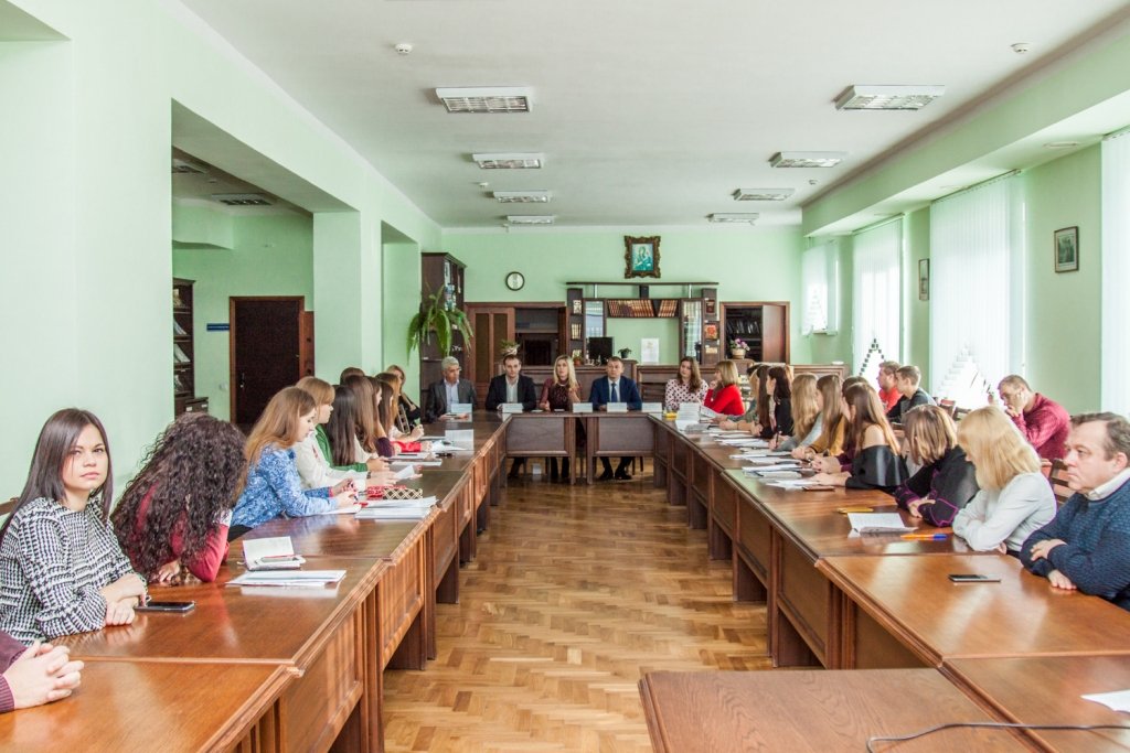 Відбулося засідання круглого столу «Сучасний страховий бізнес: визначальні стратегії конкурентного розвитку»