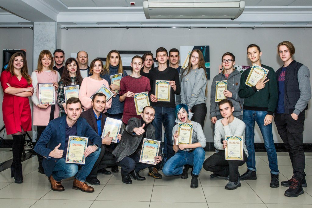 Як молодь ТНЕУ Міжнародний день студентів відзначала!