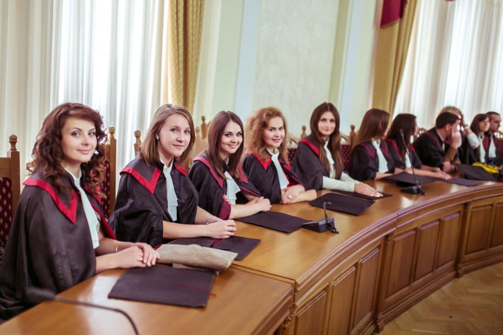 До уваги випускників магістратури державної служби спеціальності «Публічне управління та адміністрування» ТНЕУ!