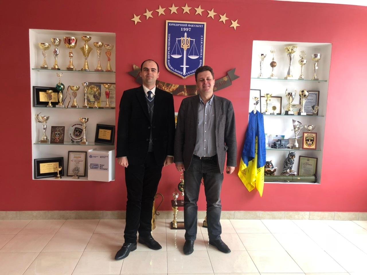 Зустріч з політологом Євгеном Магдою