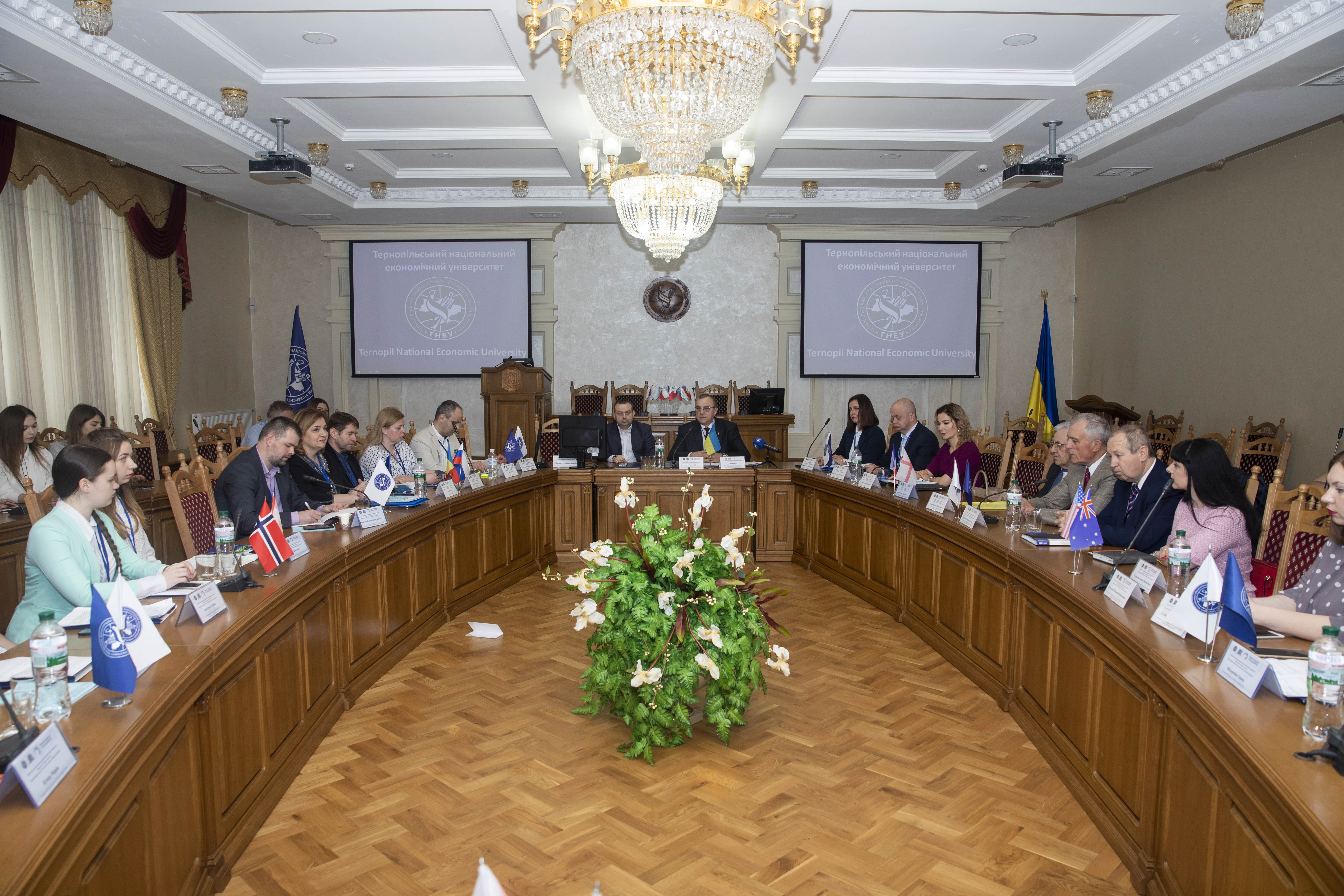 Відбувся Всесвітній конгрес бухгалтерів (WCOA) 2019 - модельоване засідання