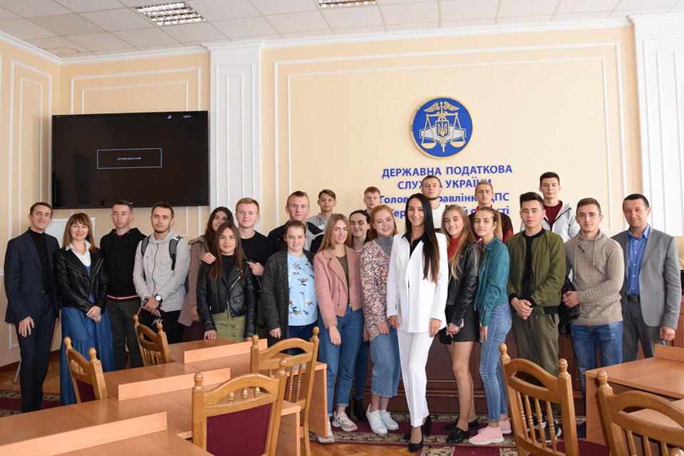 Майбутні фахівці з економічної безпеки завітали до Головного управління ДПС у Тернопільській області