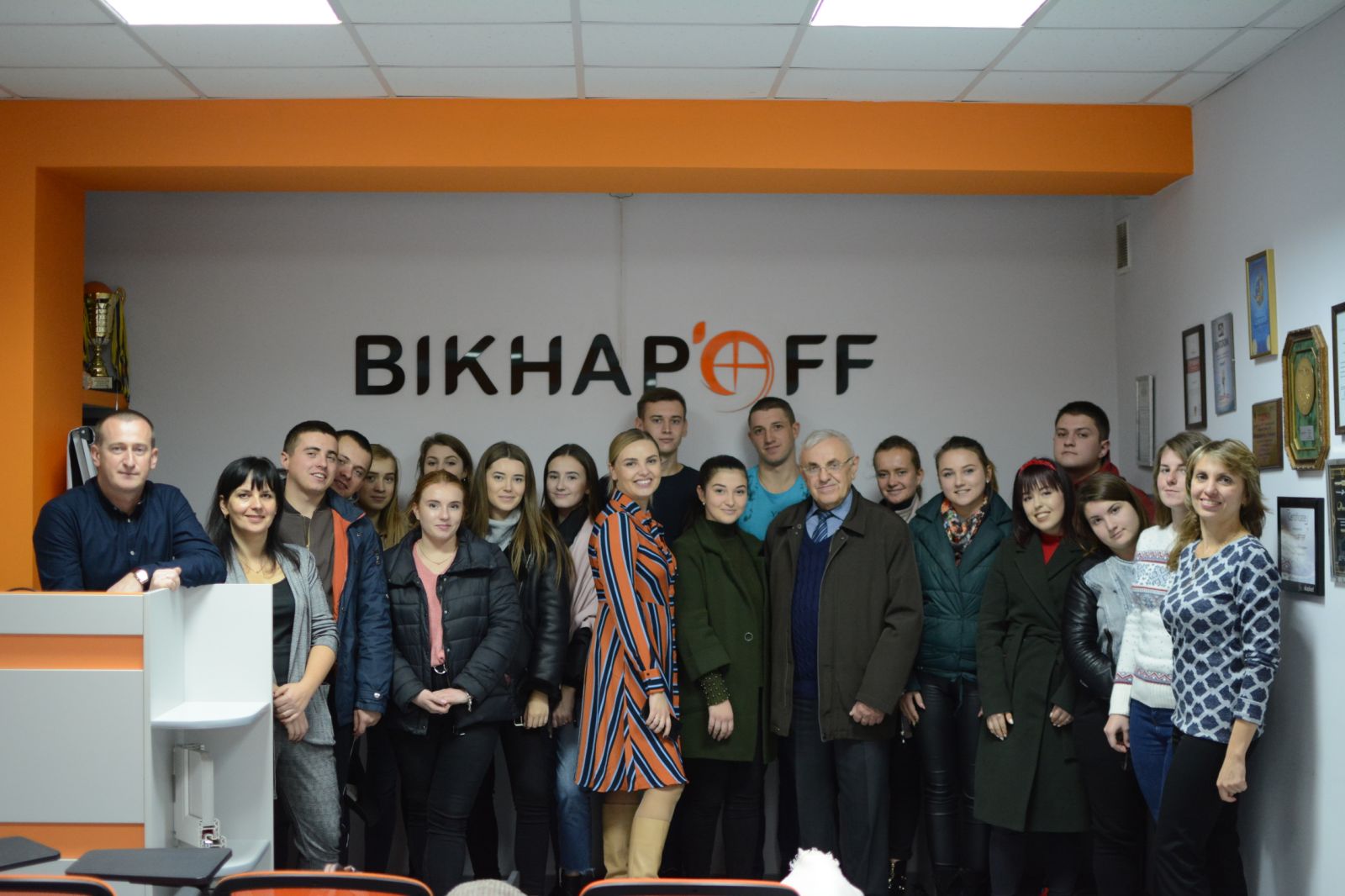 Про впровадження новітніх освітніх вимог для студентів облікових спеціальностей факультету фінансів та обліку ТНЕУ