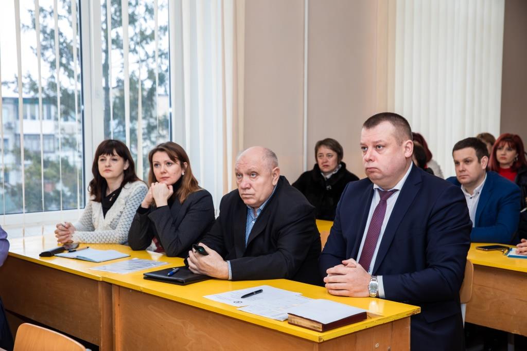 Колектив факультету економіки та управління поспілкувався з ректором ТНЕУ