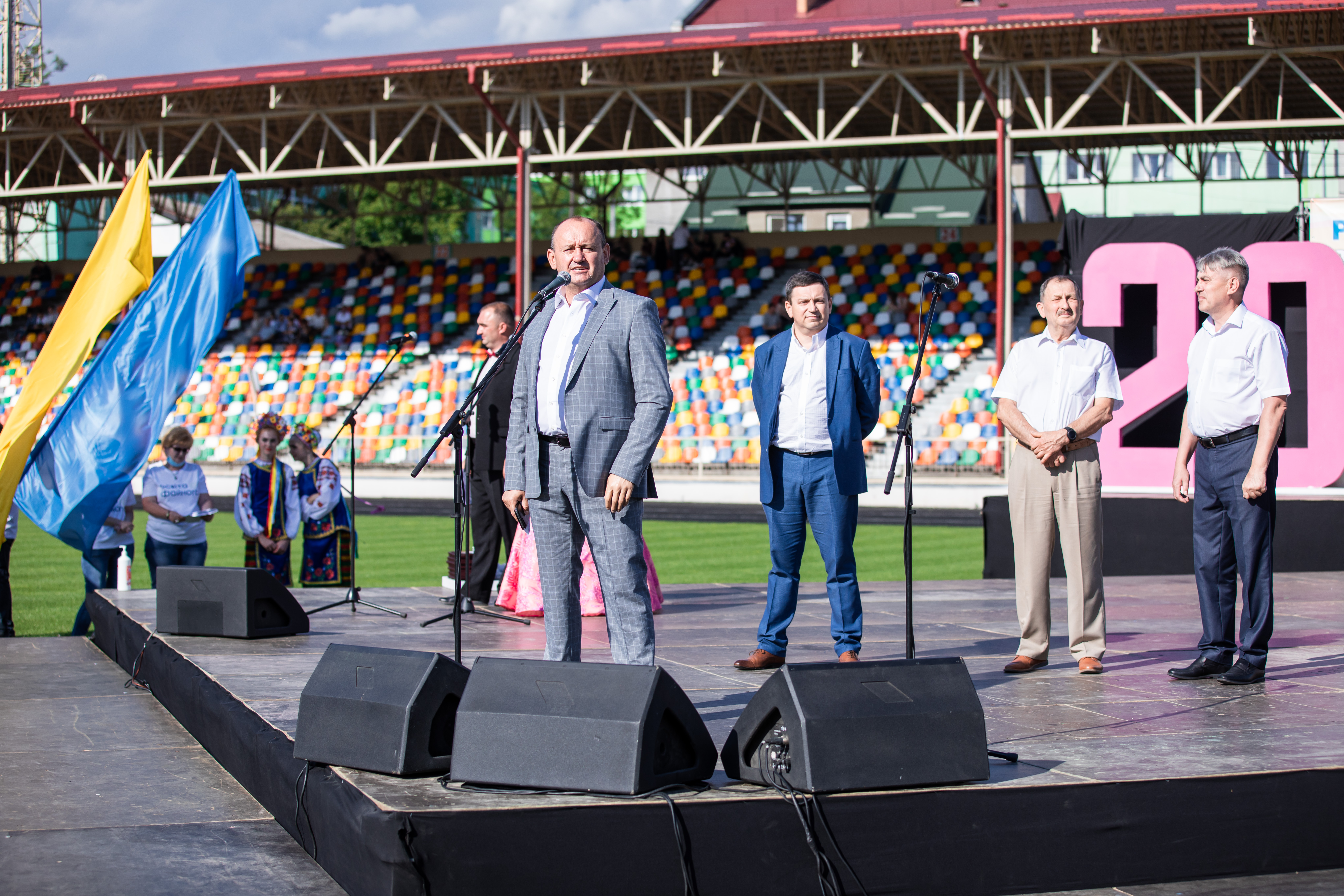 Сьогодні відбулося свято “Випускник-2020”