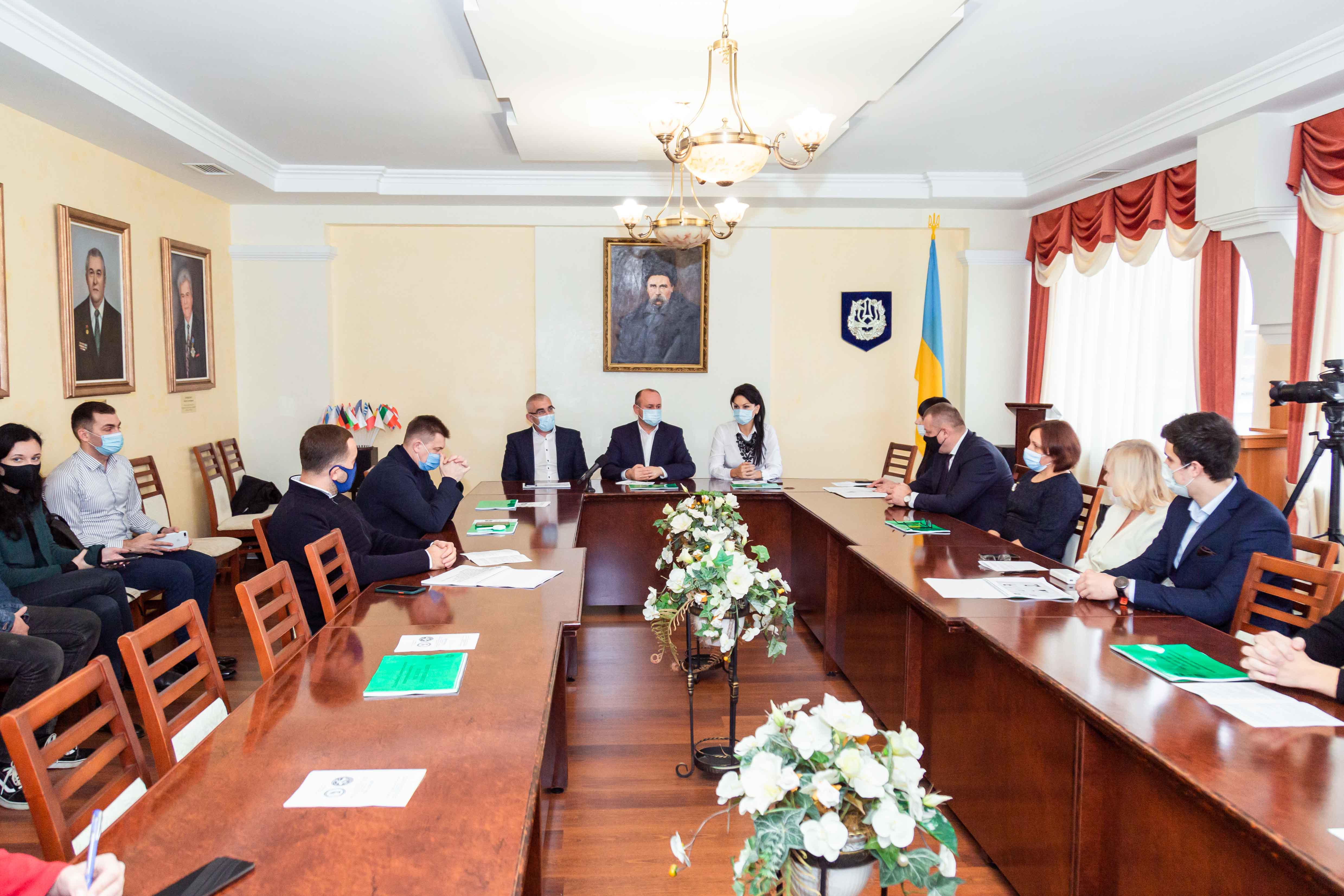 Презентація центру розвитку лідерства ЗУНУ