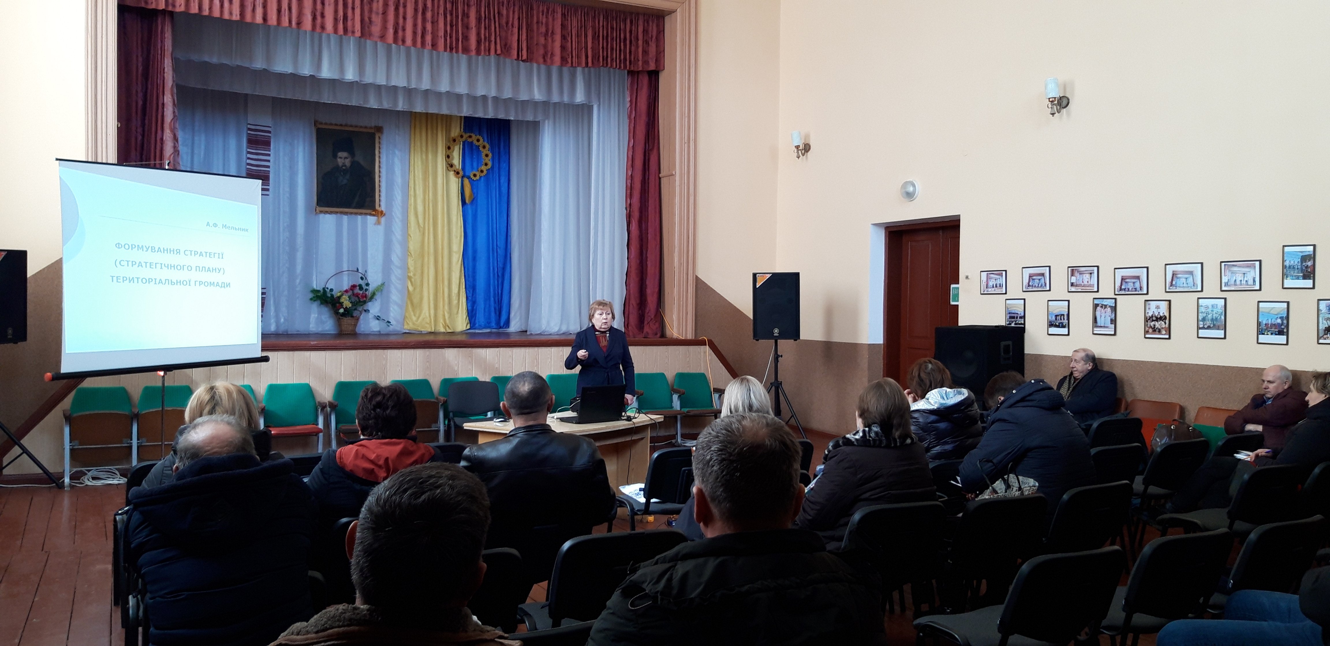 Науковці кафедри менеджменту, публічного управління та персоналу провели семінар для депутатів та старост Скориківської територіальної громади