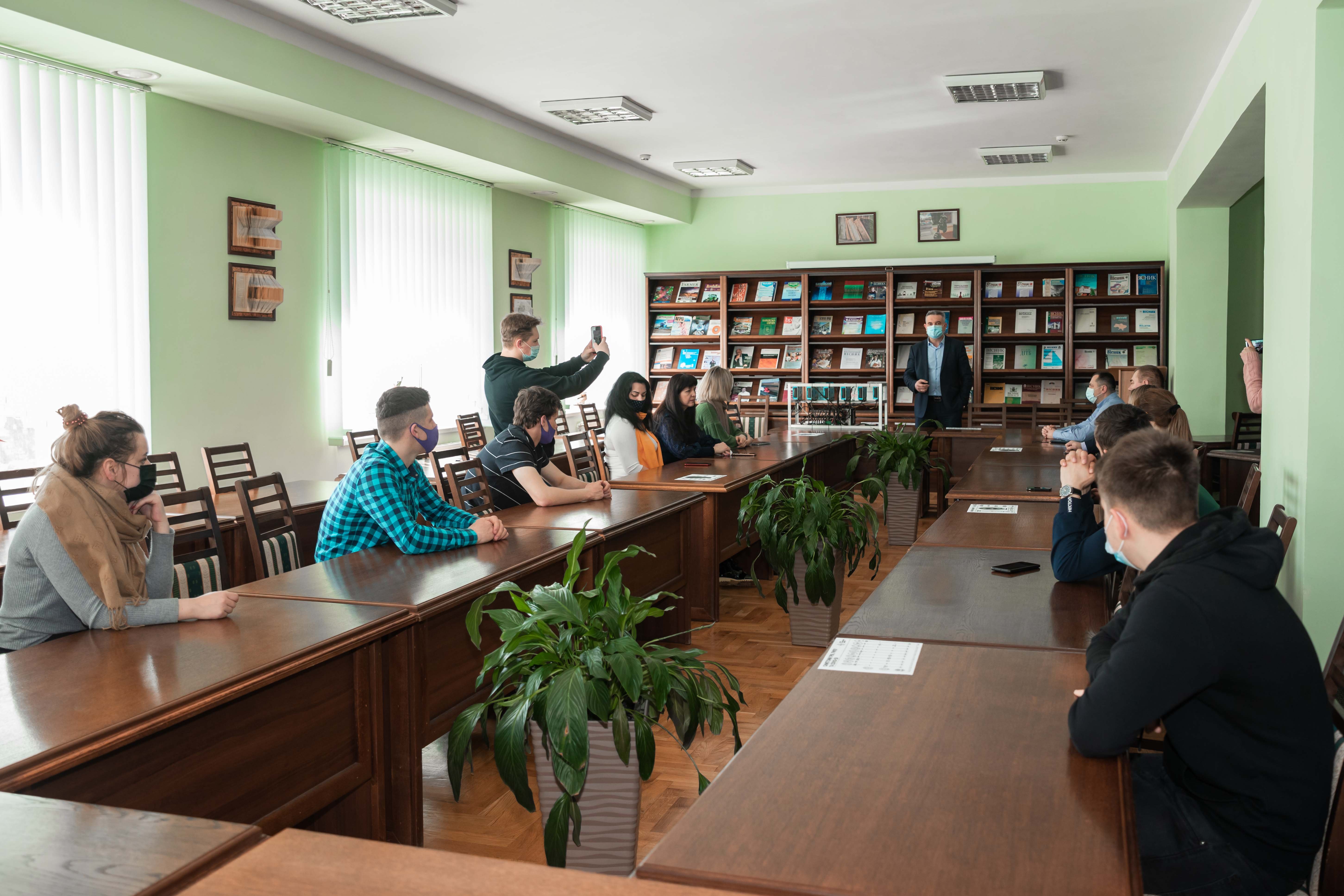 Експеримент з ефективності майнінгу крипотовалют