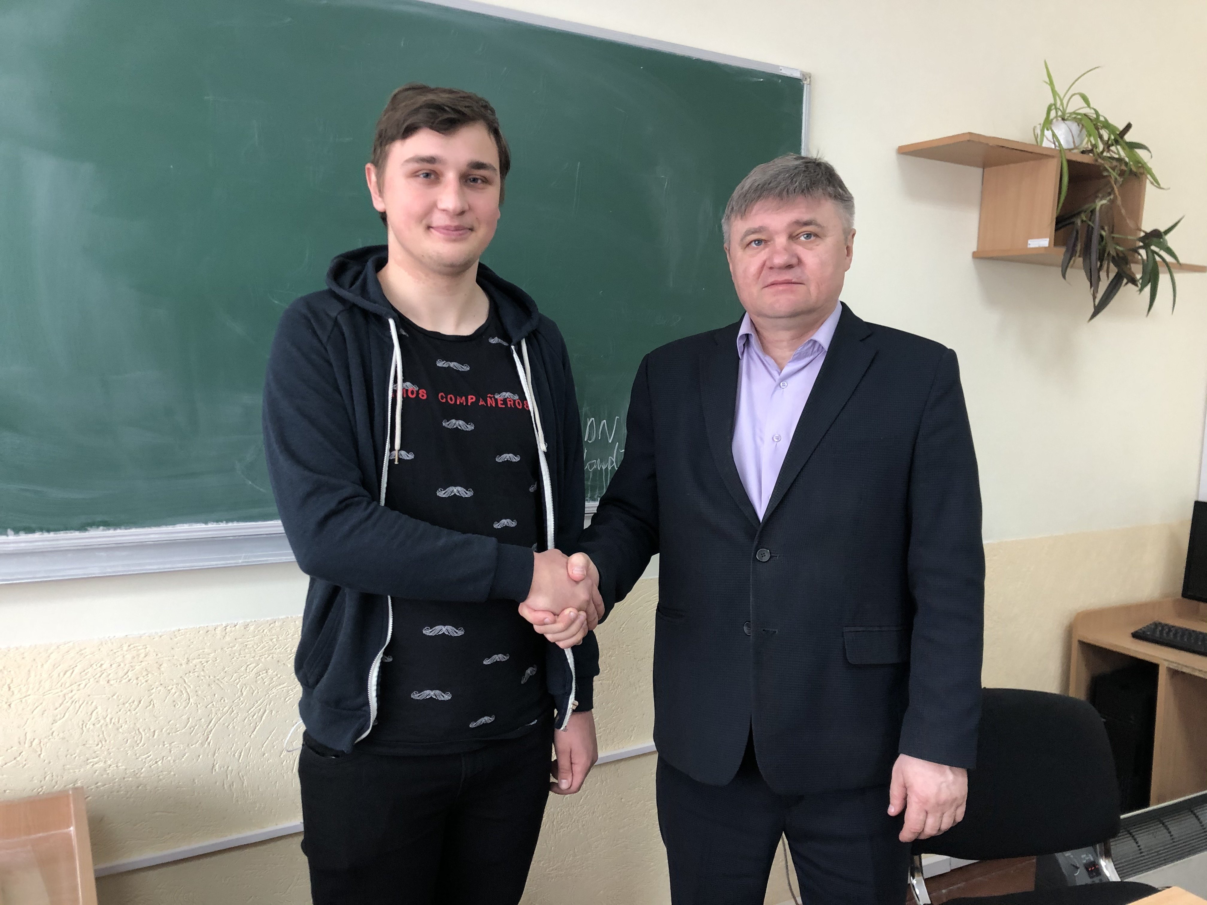 Вітаємо Олега Мельничука!