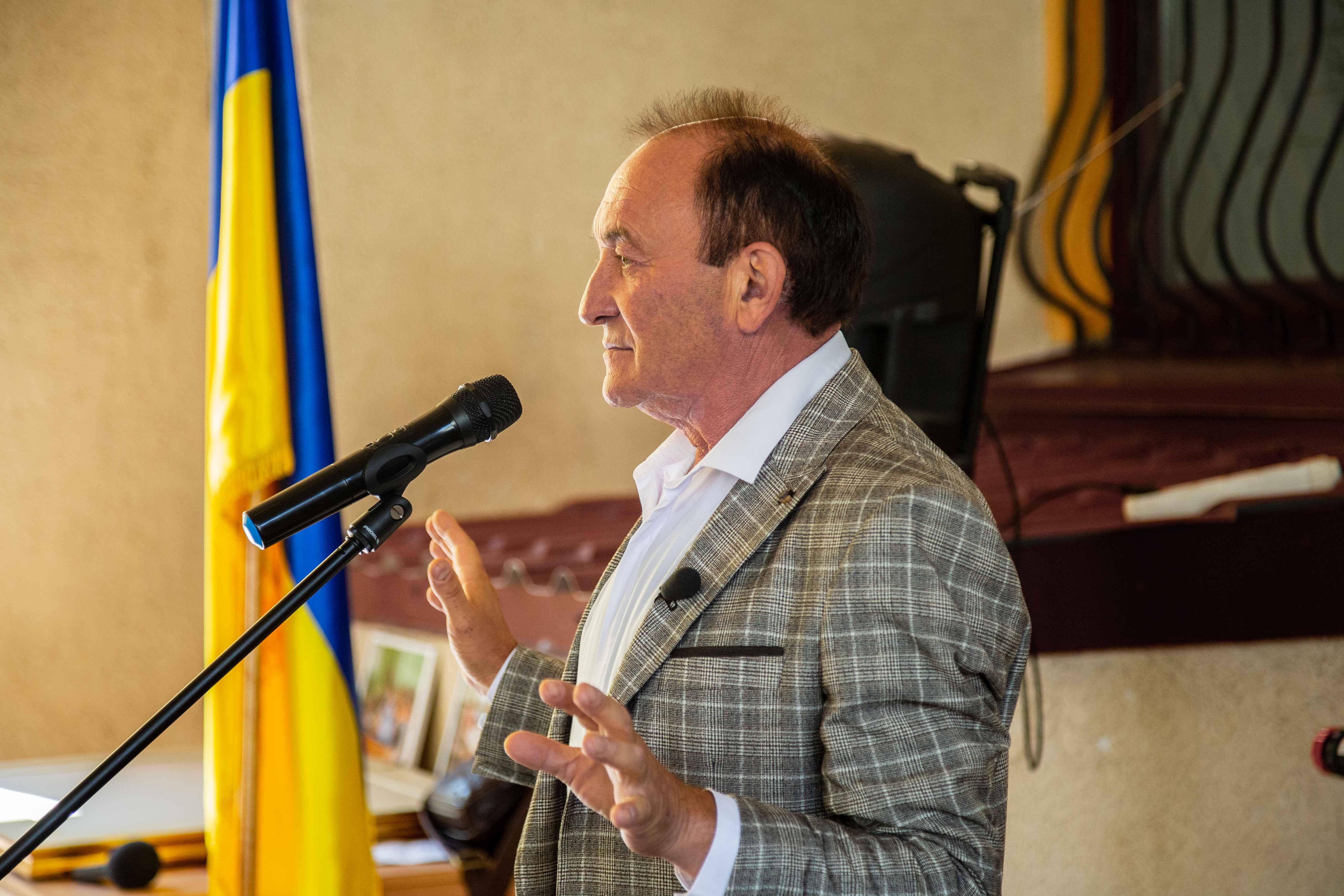 Гриць Драпак у ЗУНУ!