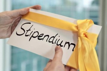 «Стипендія імені Євгена Гливи» для студентів та молоді з числа дітей-сиріт й дітей, які позбавленні батьківського піклування