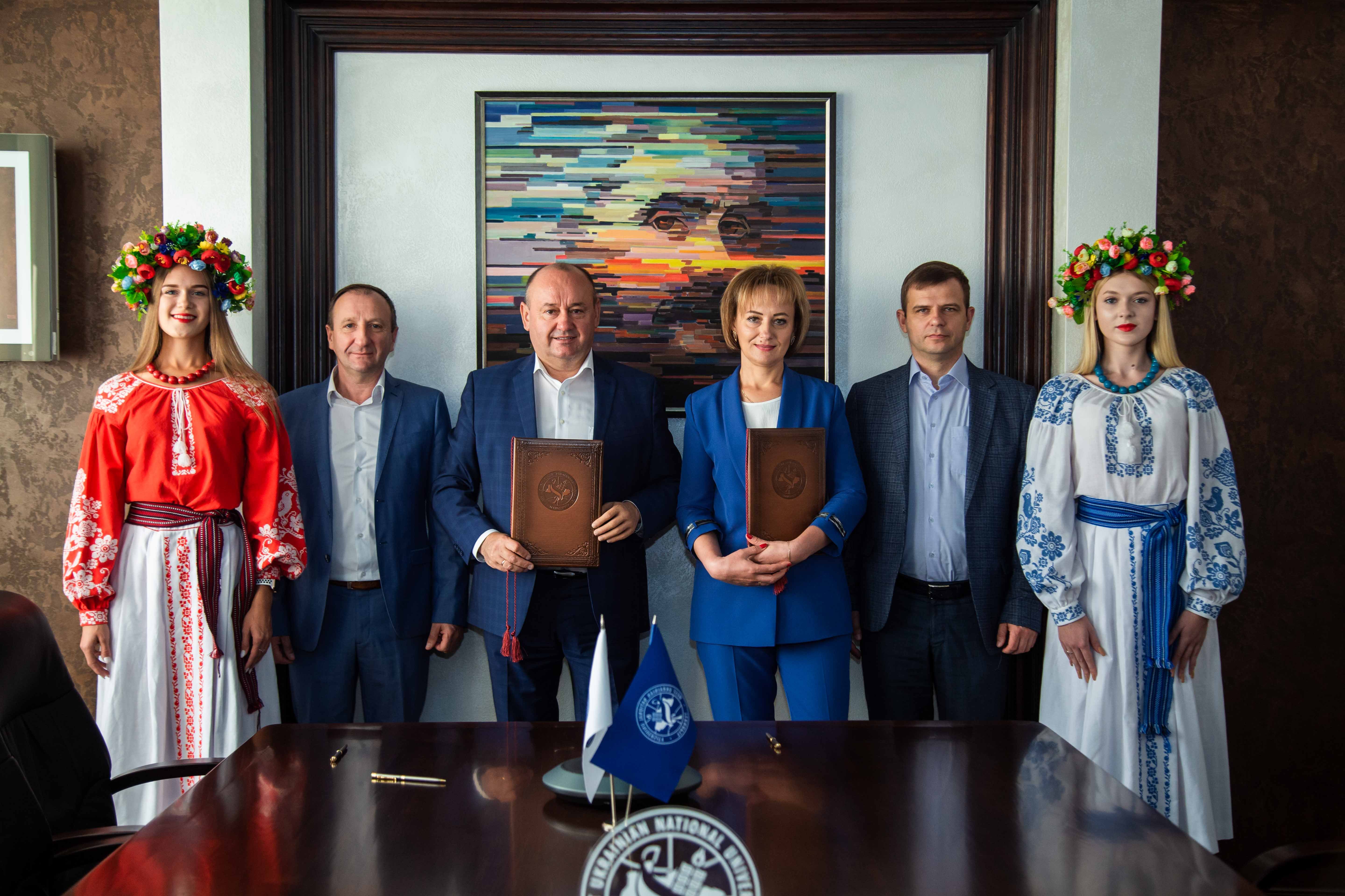 Підписано договір про співпрацю із Тернопільською дослідною станцією Інституту ветеринарної медицини НААН