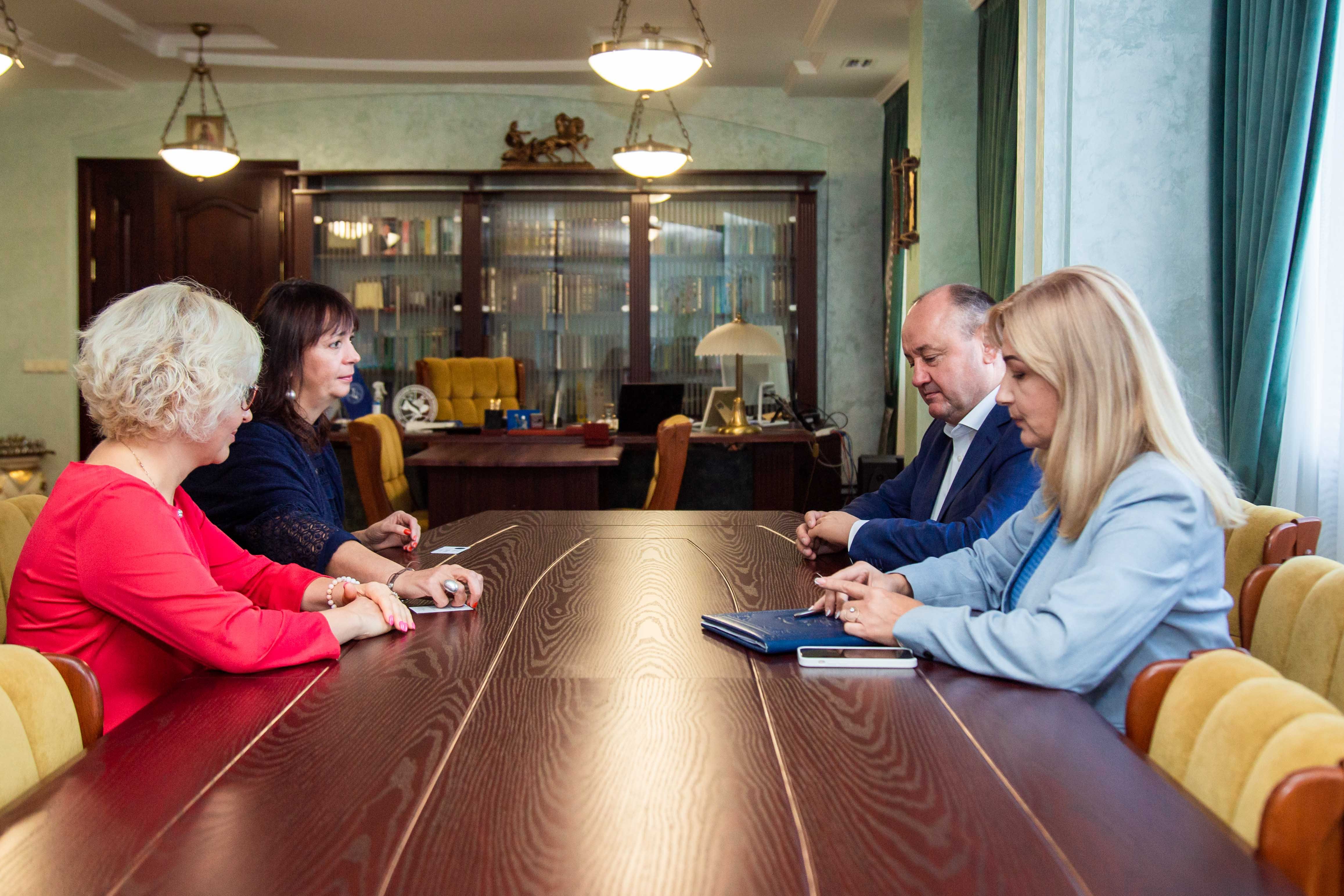 Зустріч із професором бізнес-школи та Технологічного Інституту Британської Колумбії та Президентом Open World Learning Society (O.W.L)