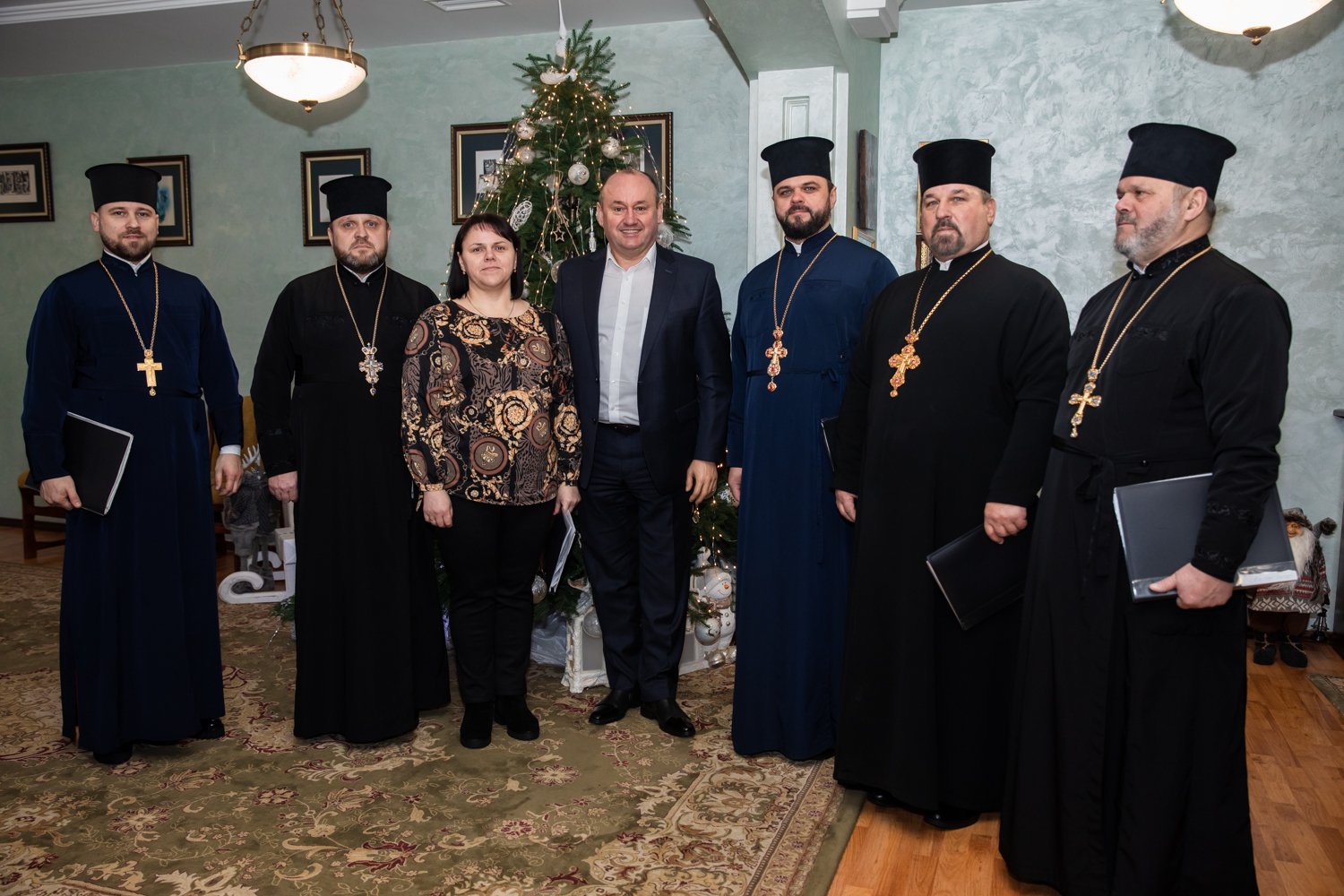 Різдвяні свята продовжуються