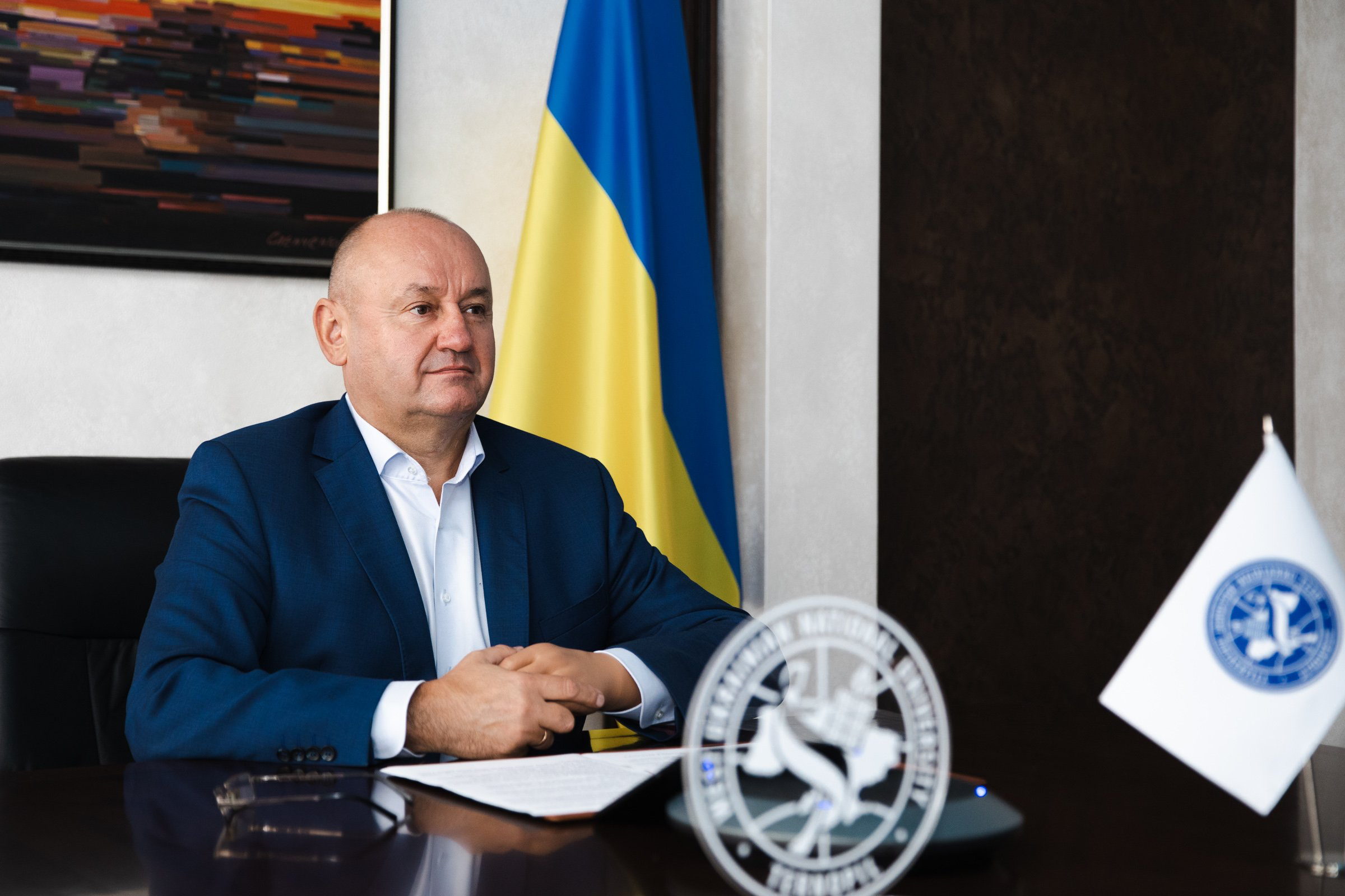 Із Днем освітян!