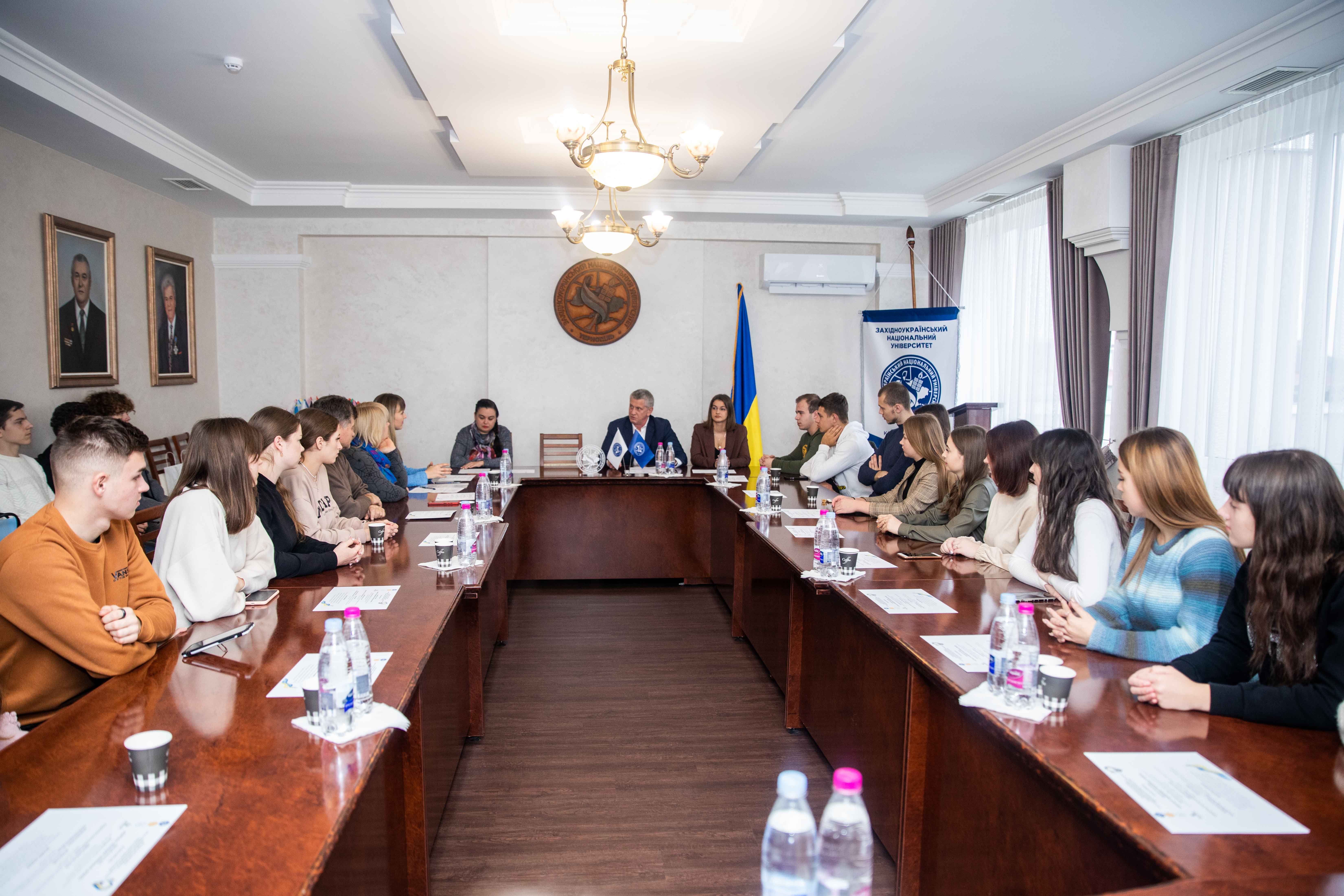 Зустріч із директором тернопільського оздоровчого комплексу «Алігатор» Олександром Романовим