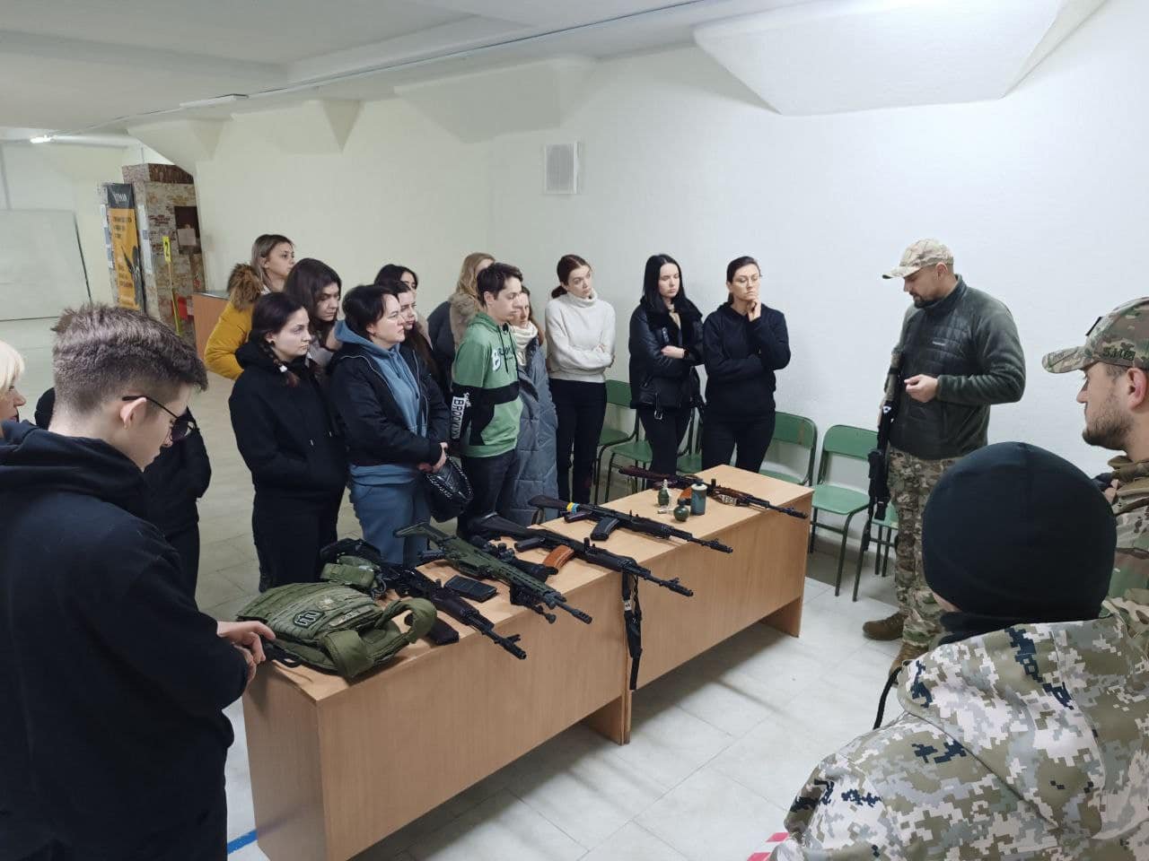 Тактика ведення вуличного бою та основ самооборони