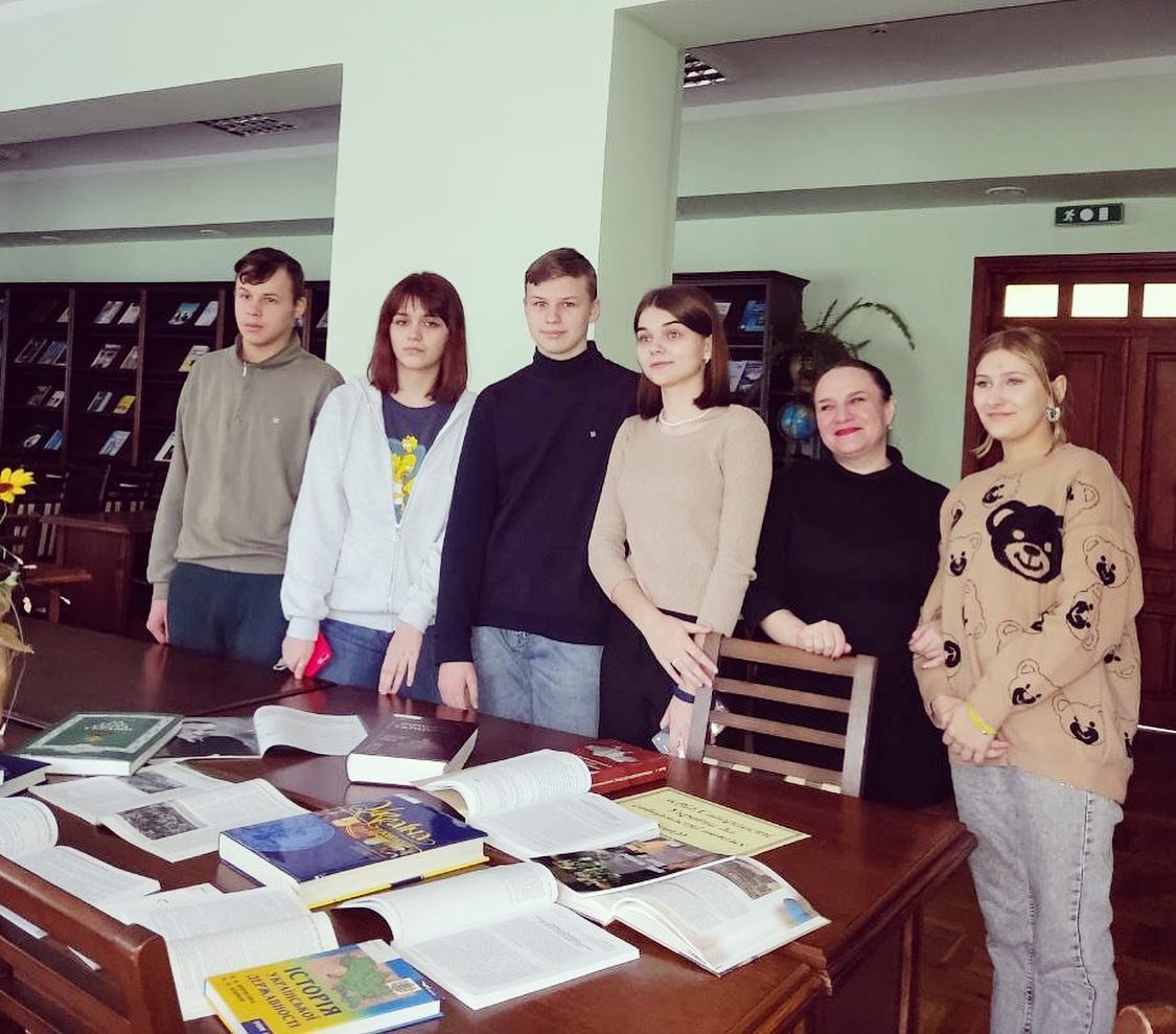 До Дня Соборності України