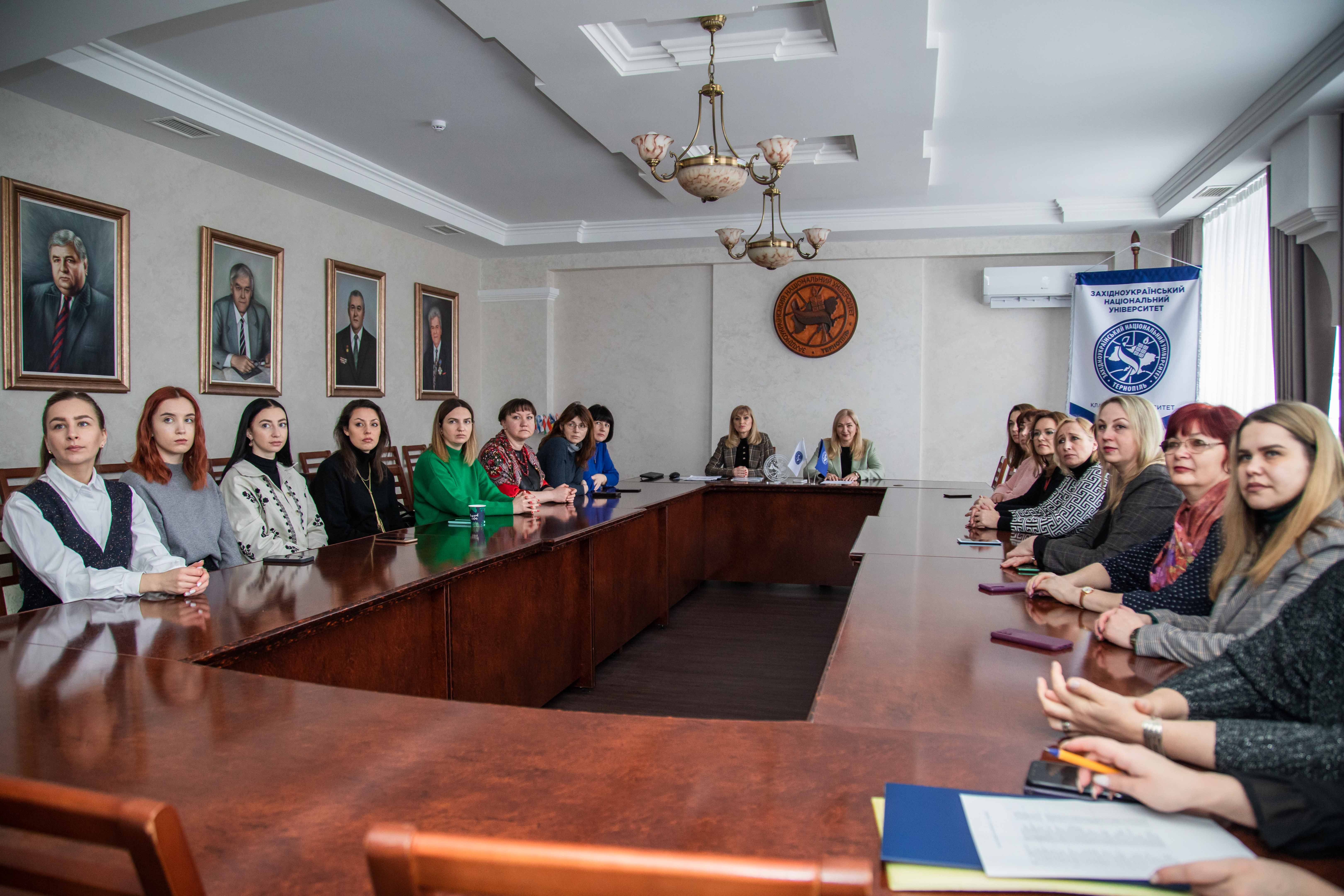 Вручення сертифікатів соціальним працівникам