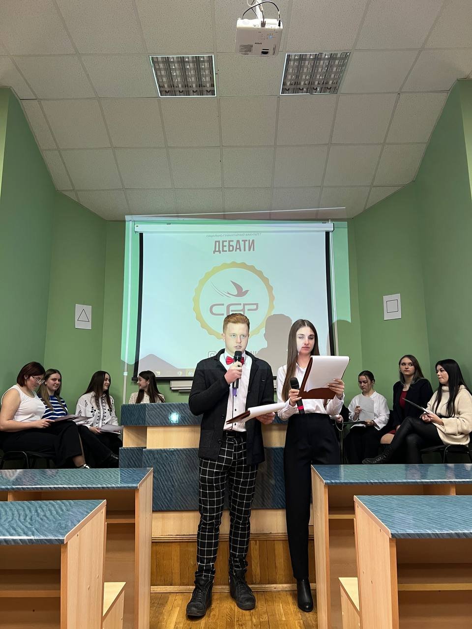 Студентські дебати «Екологія: чи варто відмовитися від пластику?» на СГФ
