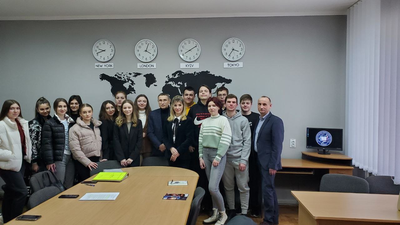 Лекція «Практичні аспекти застосування автоматизованої банківської системи Б2 в АТ «Правекс Банк»