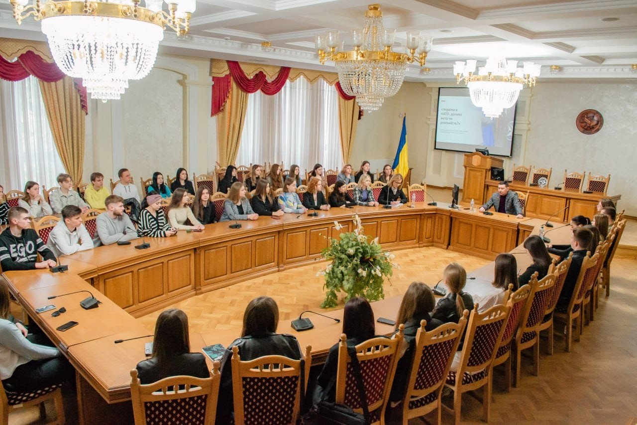 Зустріч із Олександром Калініченком у межах проєкту «Студії публічної дипломатії 5.0»