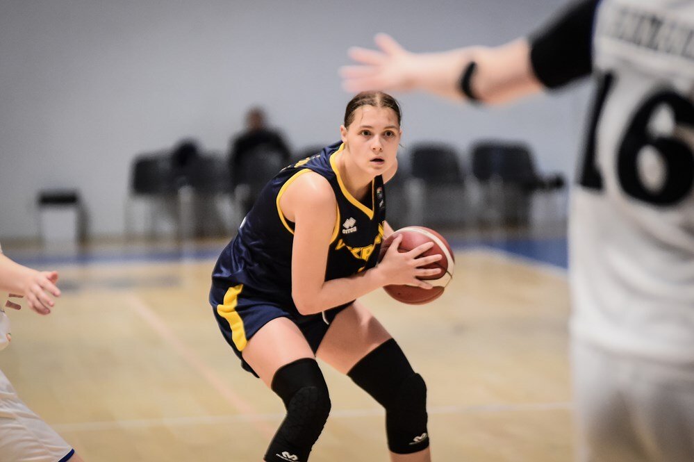 Жіноча збірна U-18 завершила груповий етап Євробаскету перемогою!