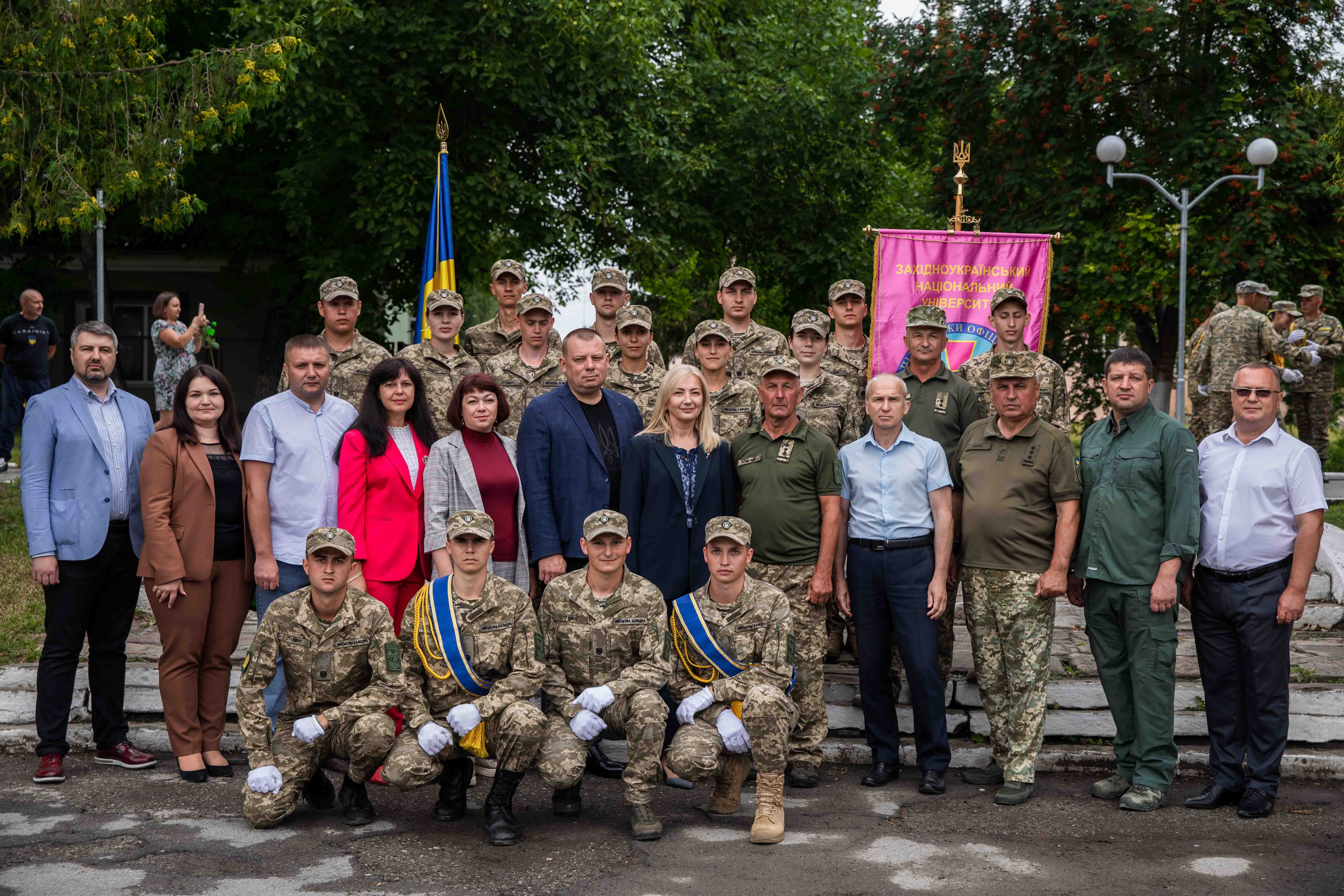 Сімнадцятий випуск слухачів навчально-наукового центру підготовки офіцерів запасу ЗУНУ!