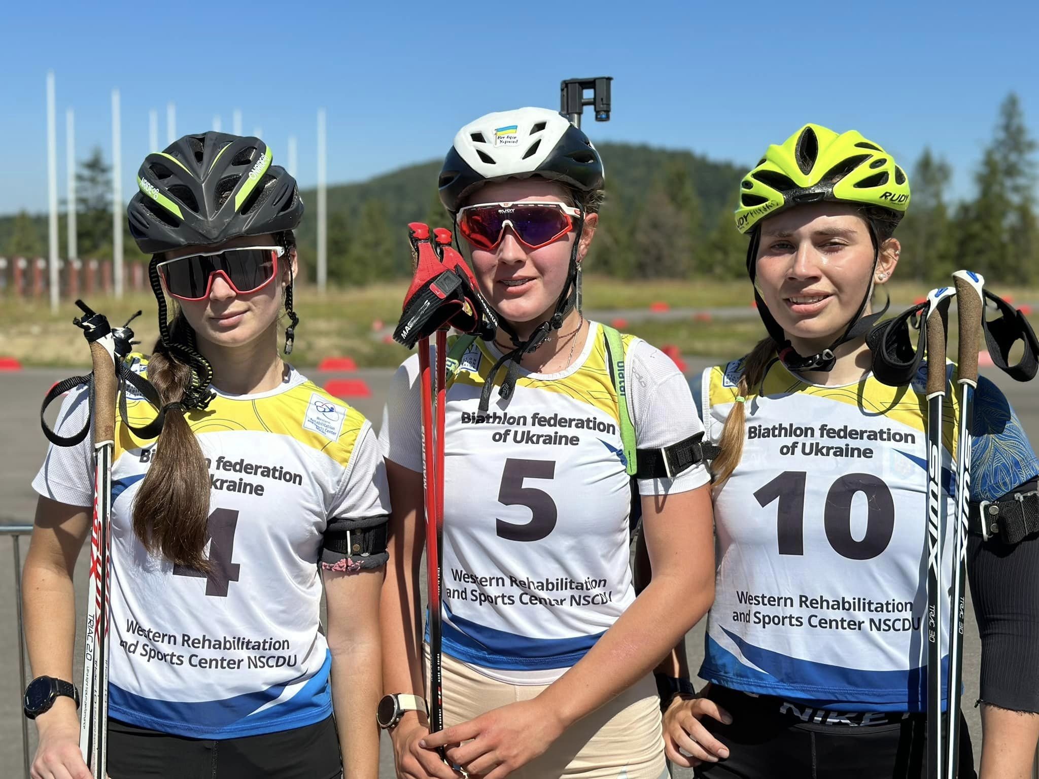 Золото на чемпіонаті України серед юніорів та юніорок з літнього біатлону