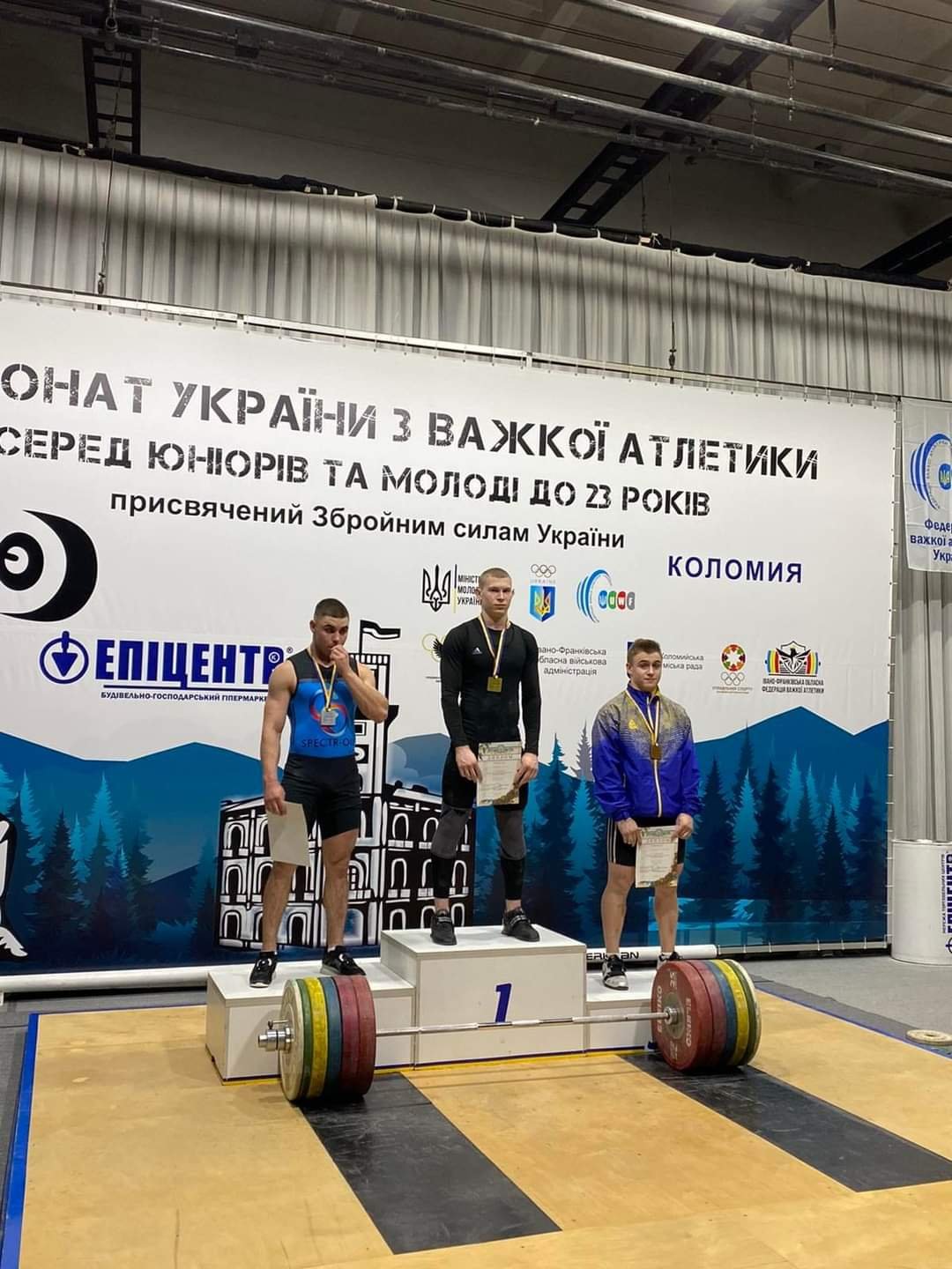 Студенти ЗУНУ - призери чемпіонату України з важкої атлетики!