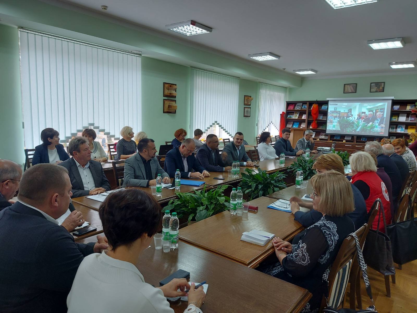 Круглий стіл «Публічне управління процесами післявоєнного оновлення України»