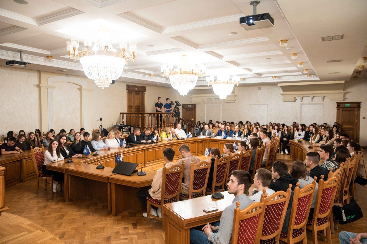 Молодь – майбутнє митної служби на шляху до європейської інтеграції