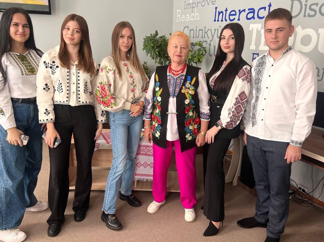 Студенти ЗУНУ на презентації книги «Хочу додому»