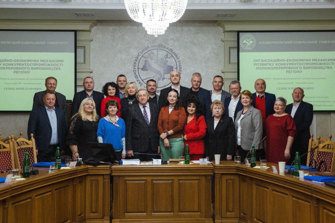 Вітаємо Юрія Сеника із успішним захистом дисертації!