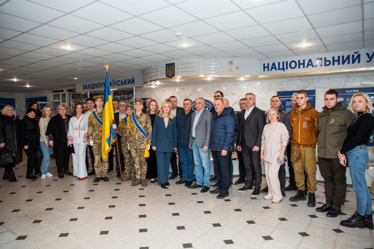 Акція з нагоди Дня Гідності та Свободи «Нас не подолати!»