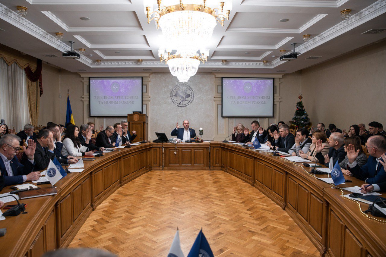 Засідання вченої ради в ЗУНУ