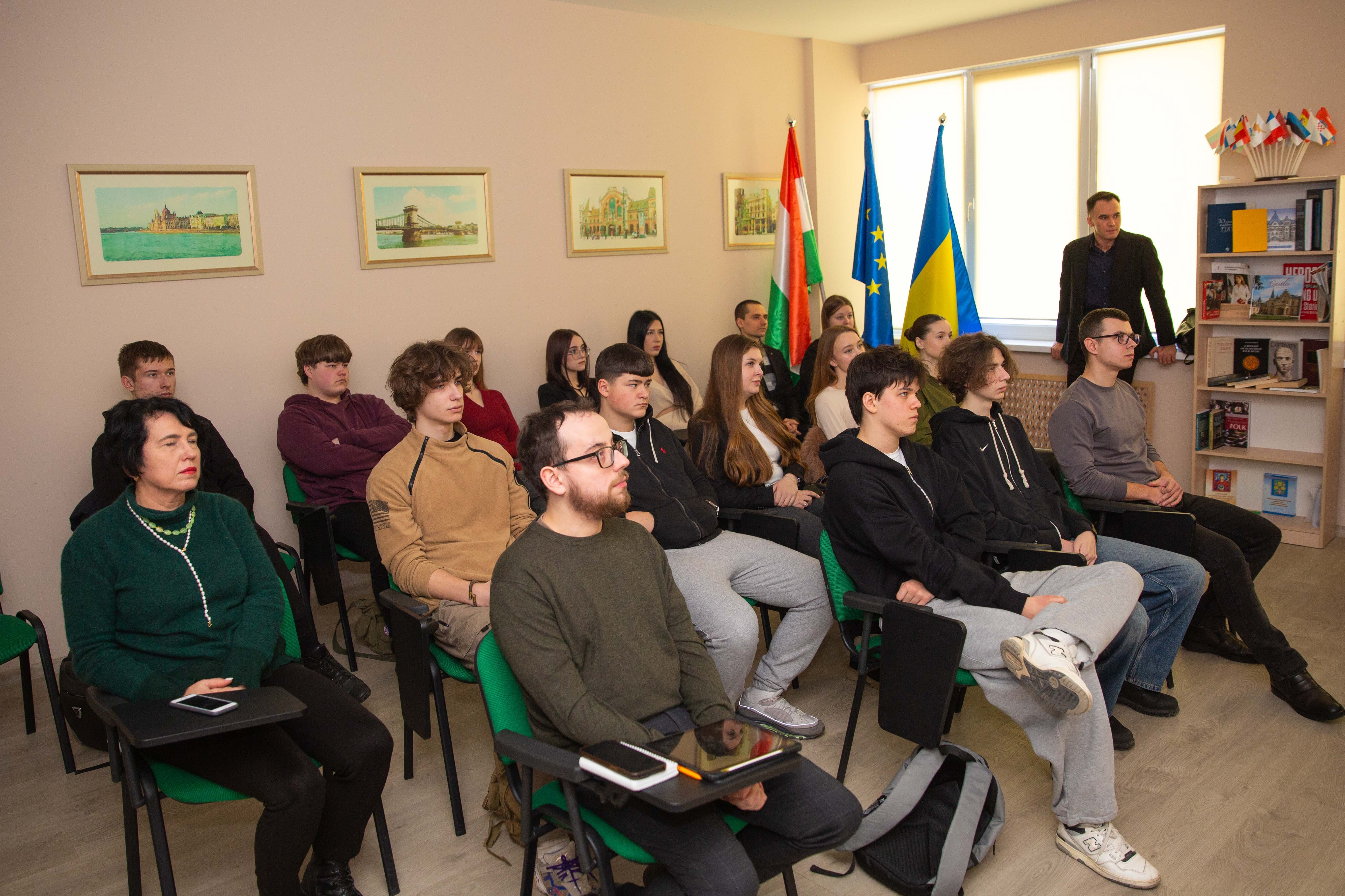 Відбулася лекція «Технології міжнародних політичних комунікацій»