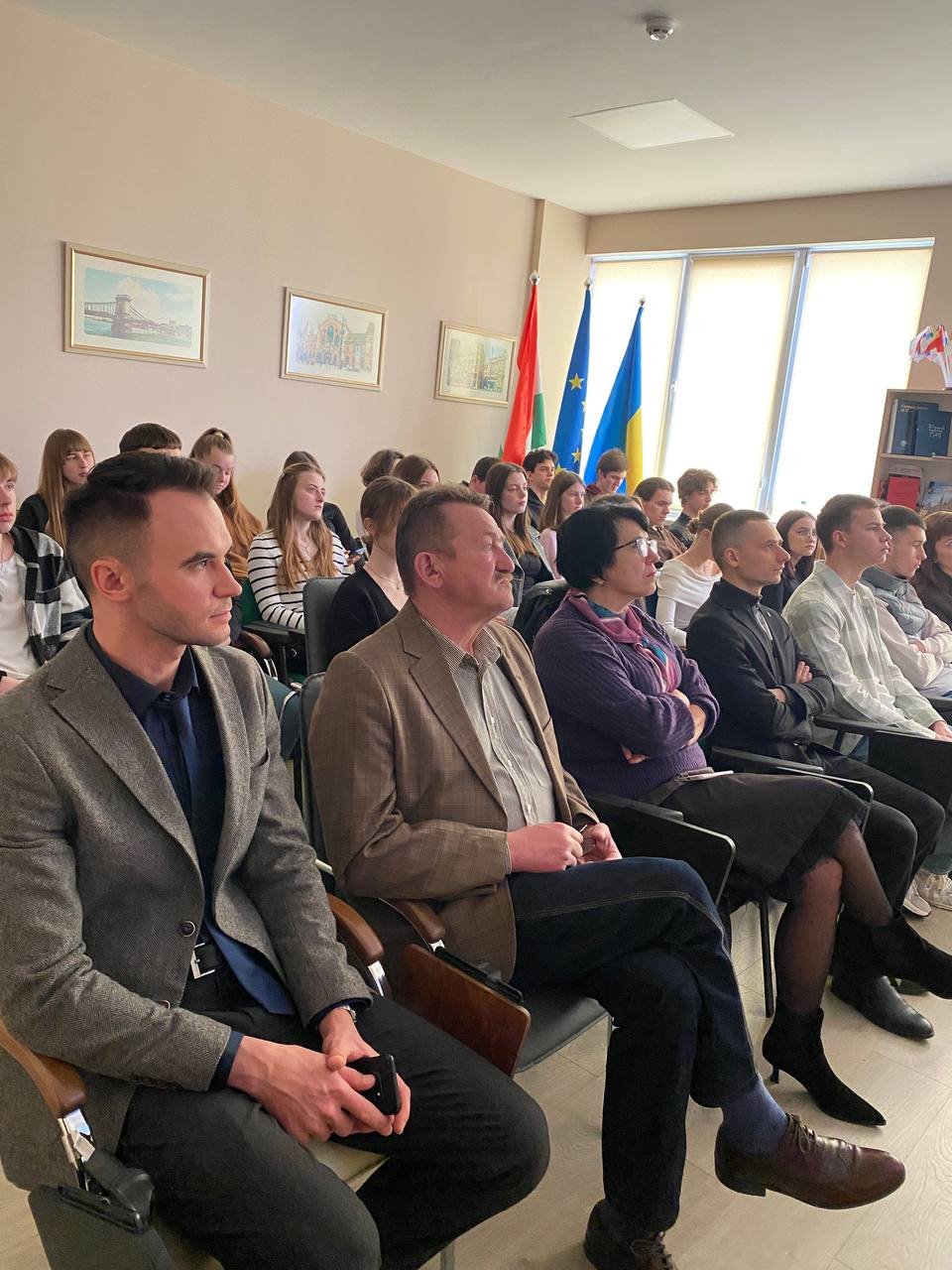 Відбулася лекція із політичним та громадським діячем, дипломатом, Надзвичайним і Повноважним Послом, Міністром закордонних справ 2007-2009 рр. Володимиром Огризком