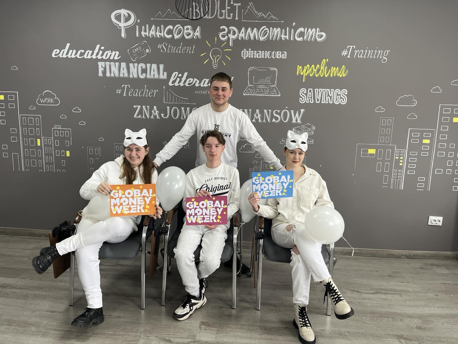 Челендж «Яскравий Global Money Week» триває!