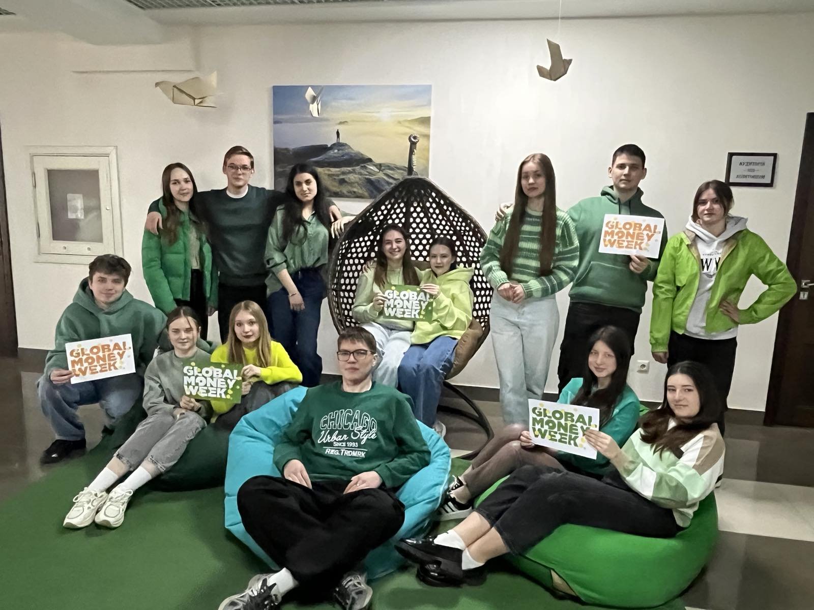 Челендж «Яскравий Global Money Week» триває!