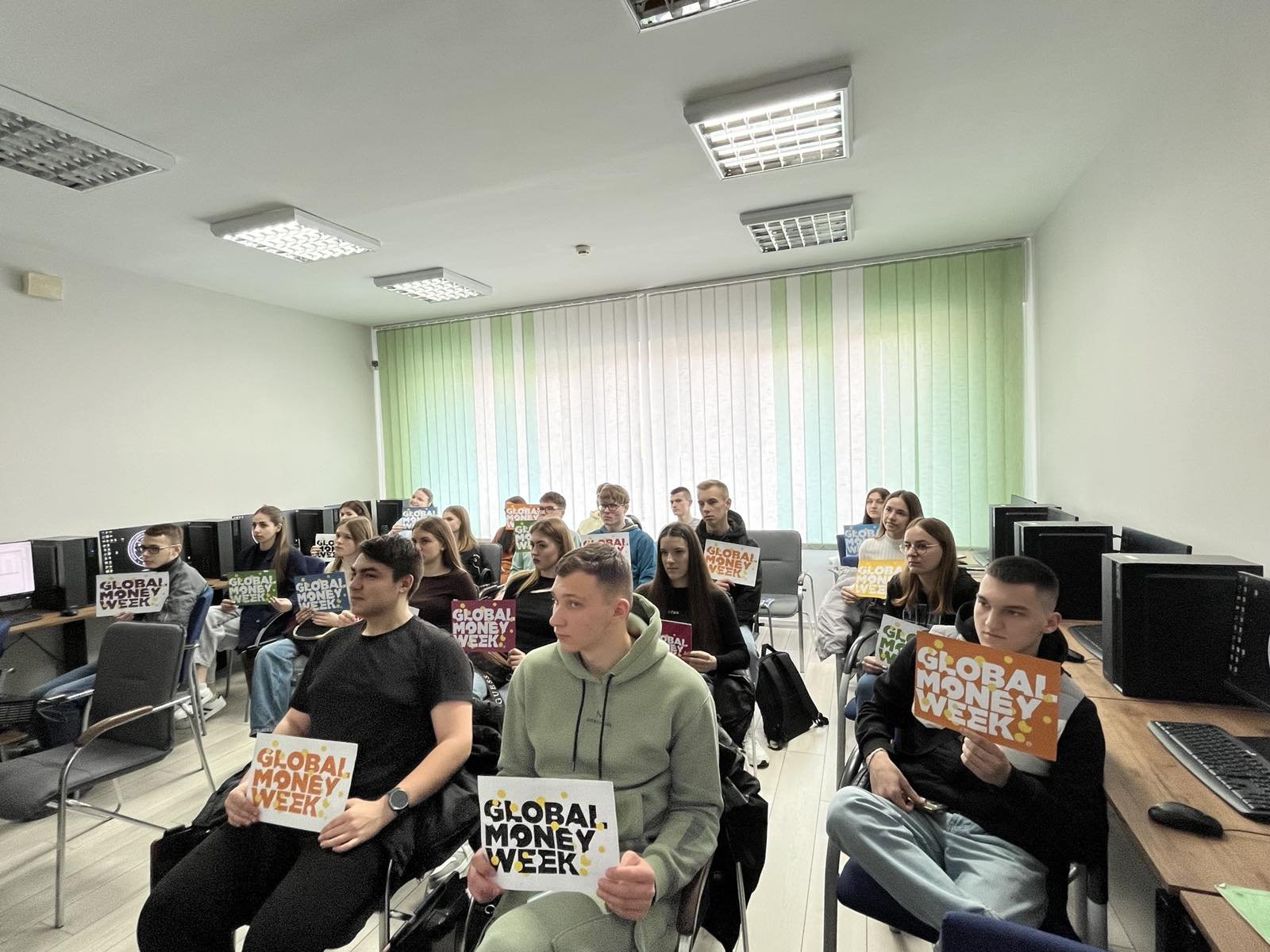 Вебінар «Кібербезбека та актуальні схеми шахрайства»