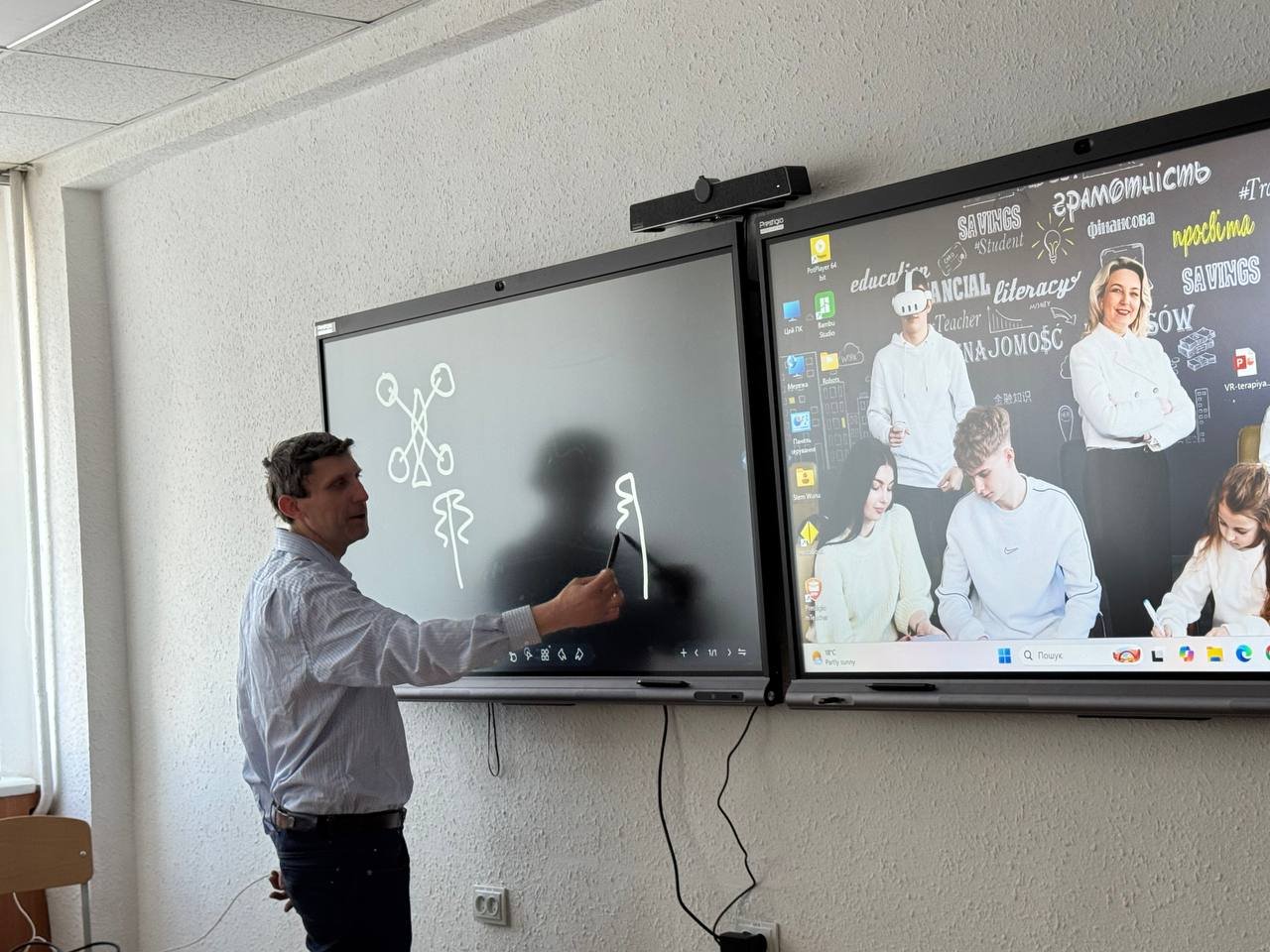 STEM-WEEK у ЗУНУ: робототехніка та сучасні технології війни – освіта у реаліях майбутнього