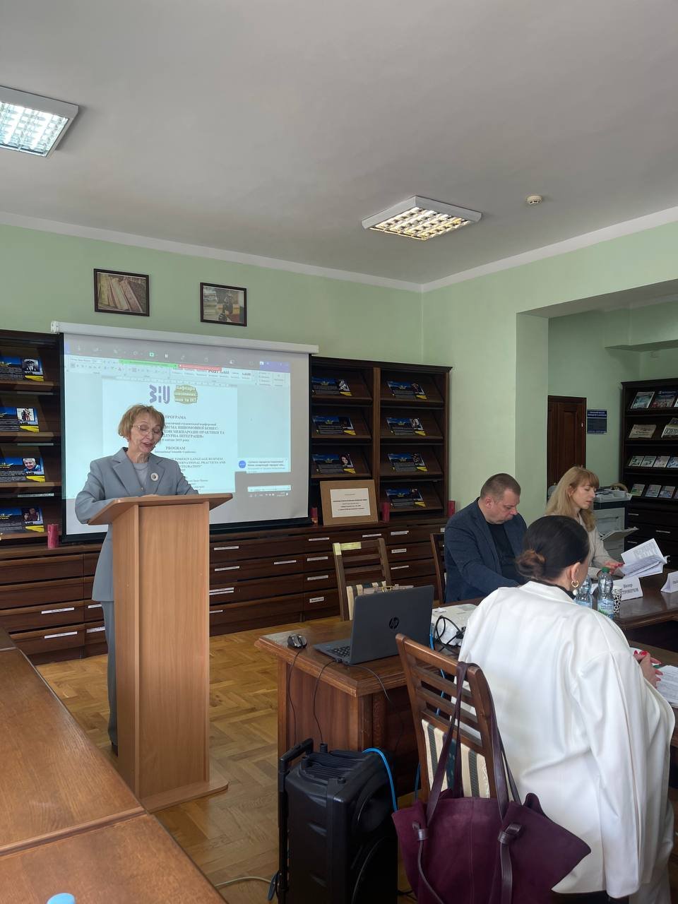 Відбулася Міжнародна науково-практична студентська конференція «Сучасна парадигма іншомовної бізнес-комунікації: передові міжнародні практики та міжкультурна інтеграція»