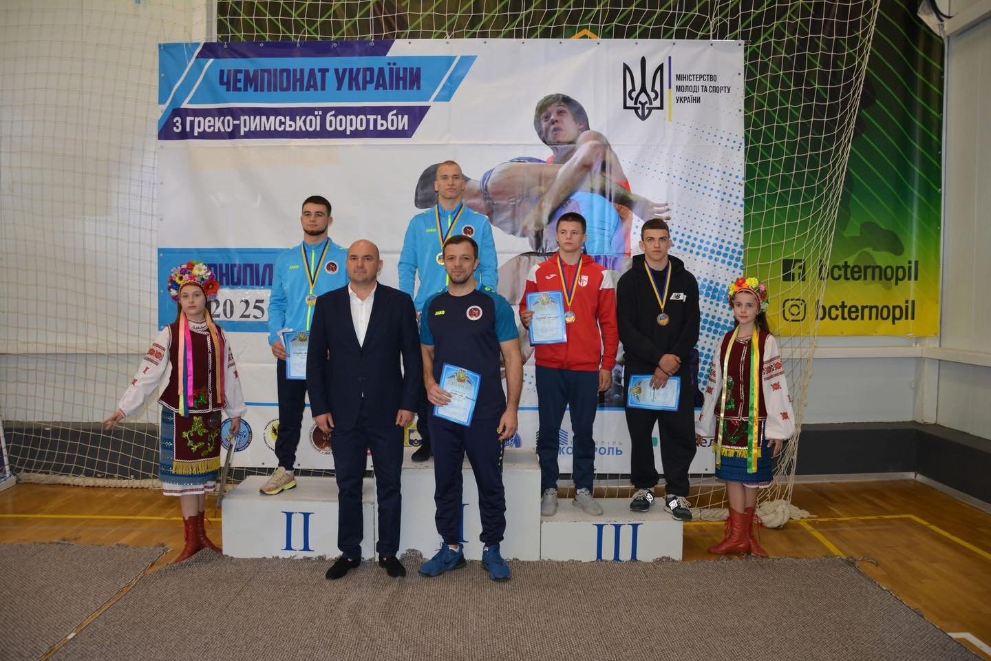 Студенти ЗУНУ вибороли 6 перемог на Чемпіонаті України з греко-римської боротьби серед спортсменів до 20 років