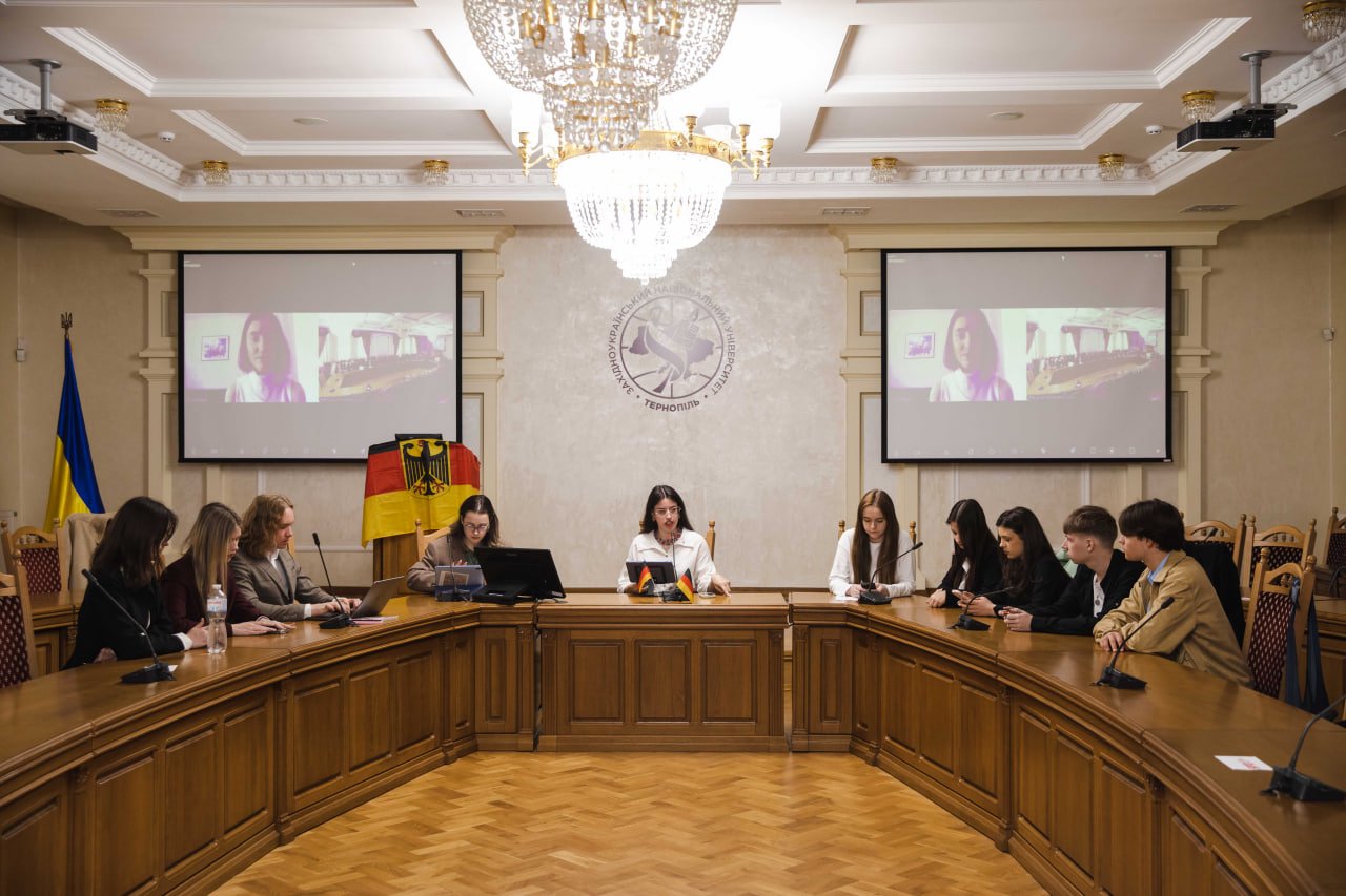 У ЗУНУ відбулося модельоване засідання німецького парламенту