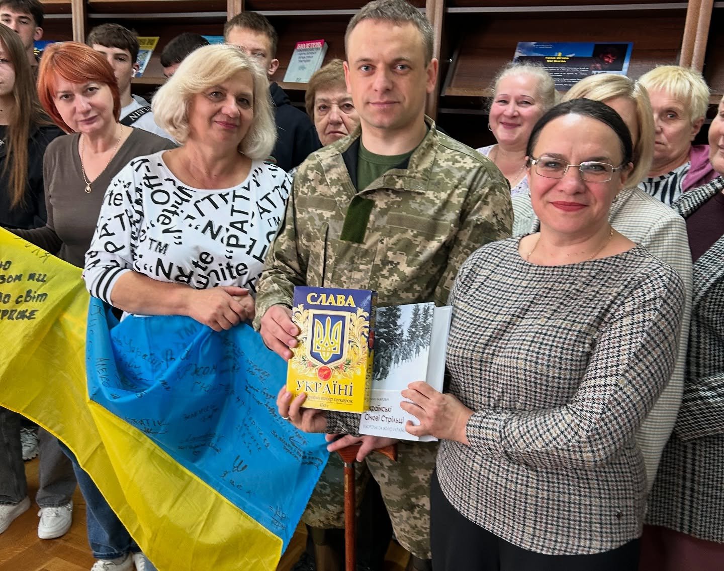 Зустріч з ветераном війни, лауреатом обласного конкурсу «Людина року-2024», Людиною-Титаном Назарієм Вікторовським